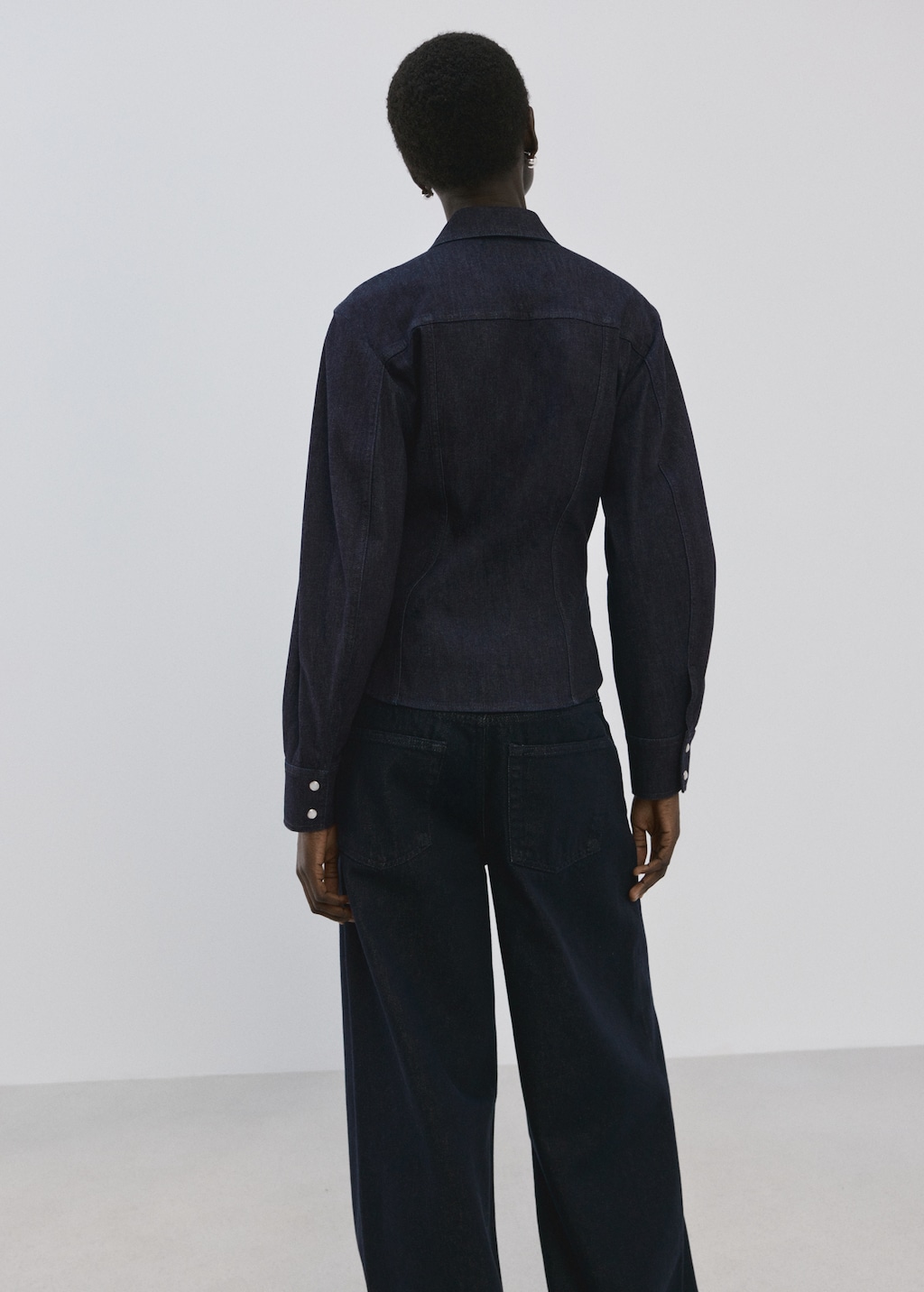 Denim shirt with seams - image 3