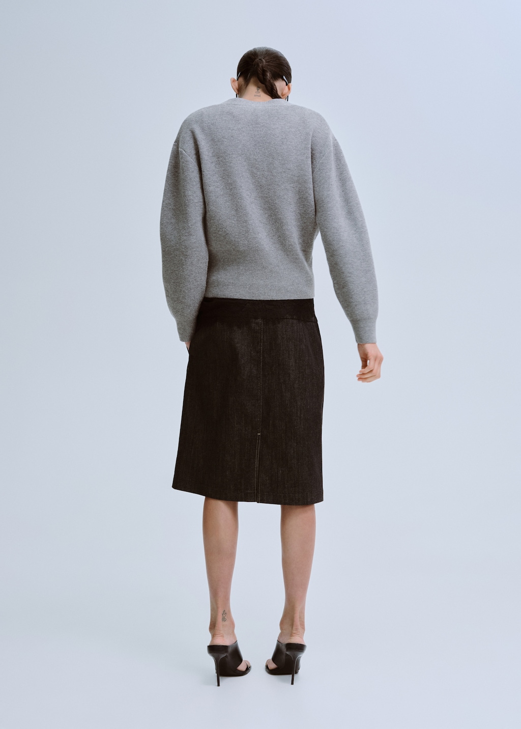V-neck knitted cardigan - image 3