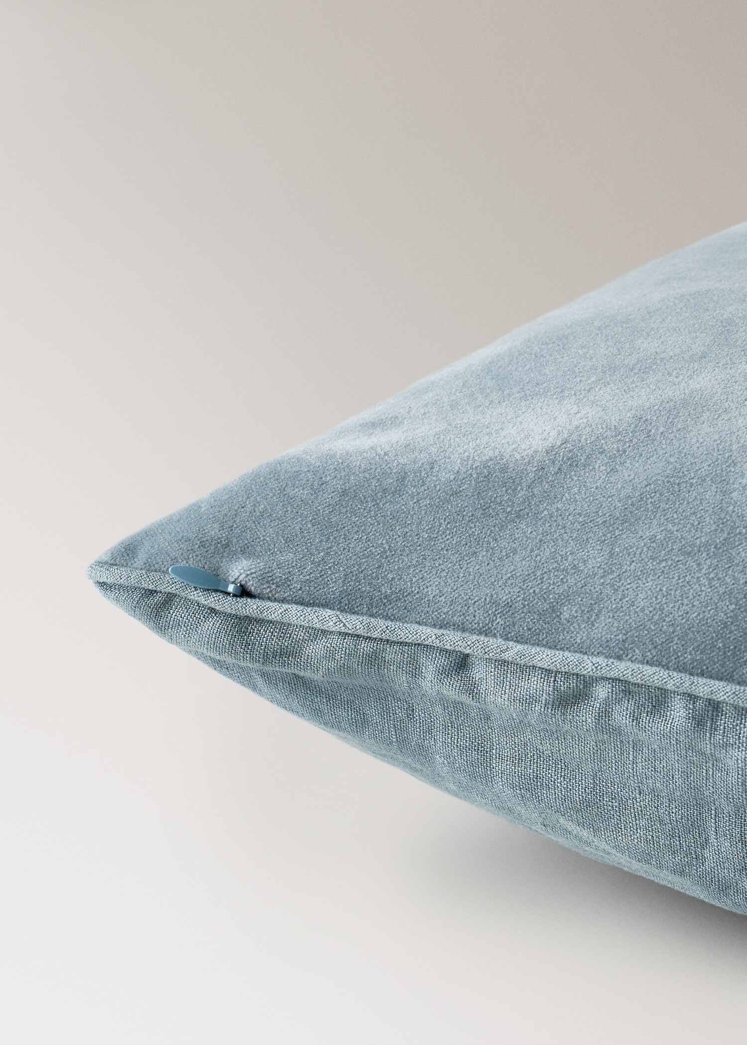 Kissenbezug aus Samt mit Leinen - Detail des Artikels 4