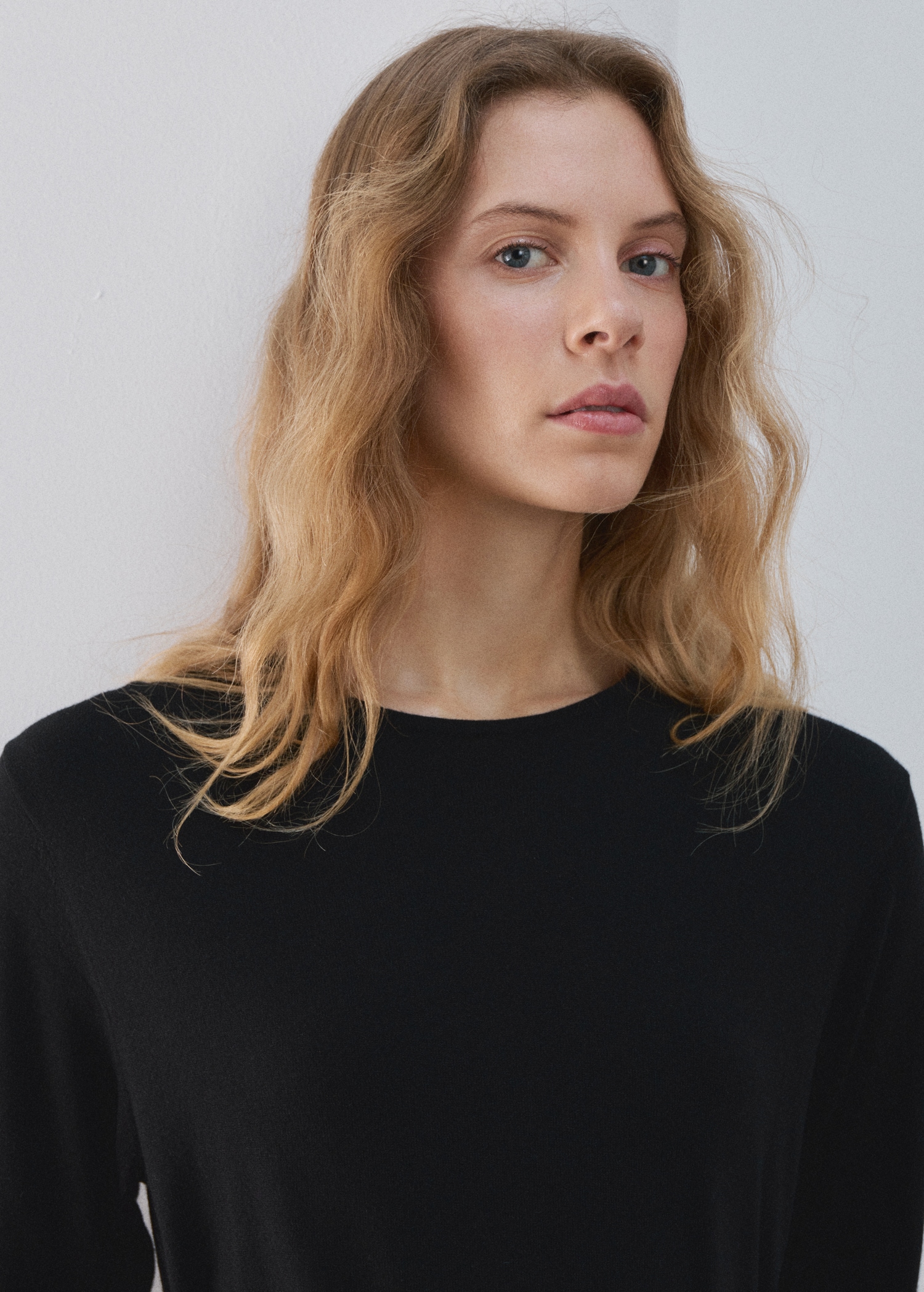 Knot knitted dress - Details of the article 1