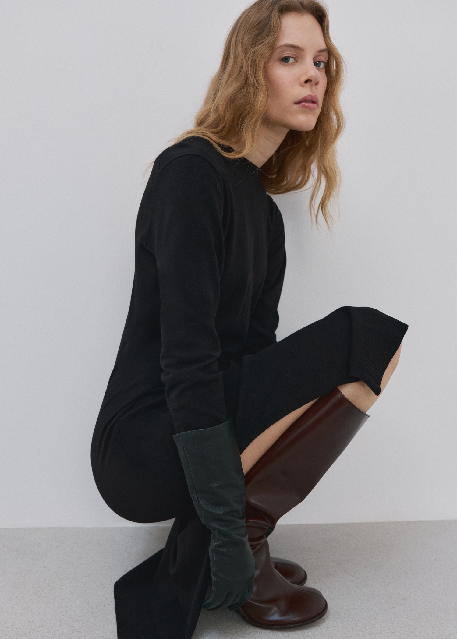 Knot knitted dress - Details of the article 2