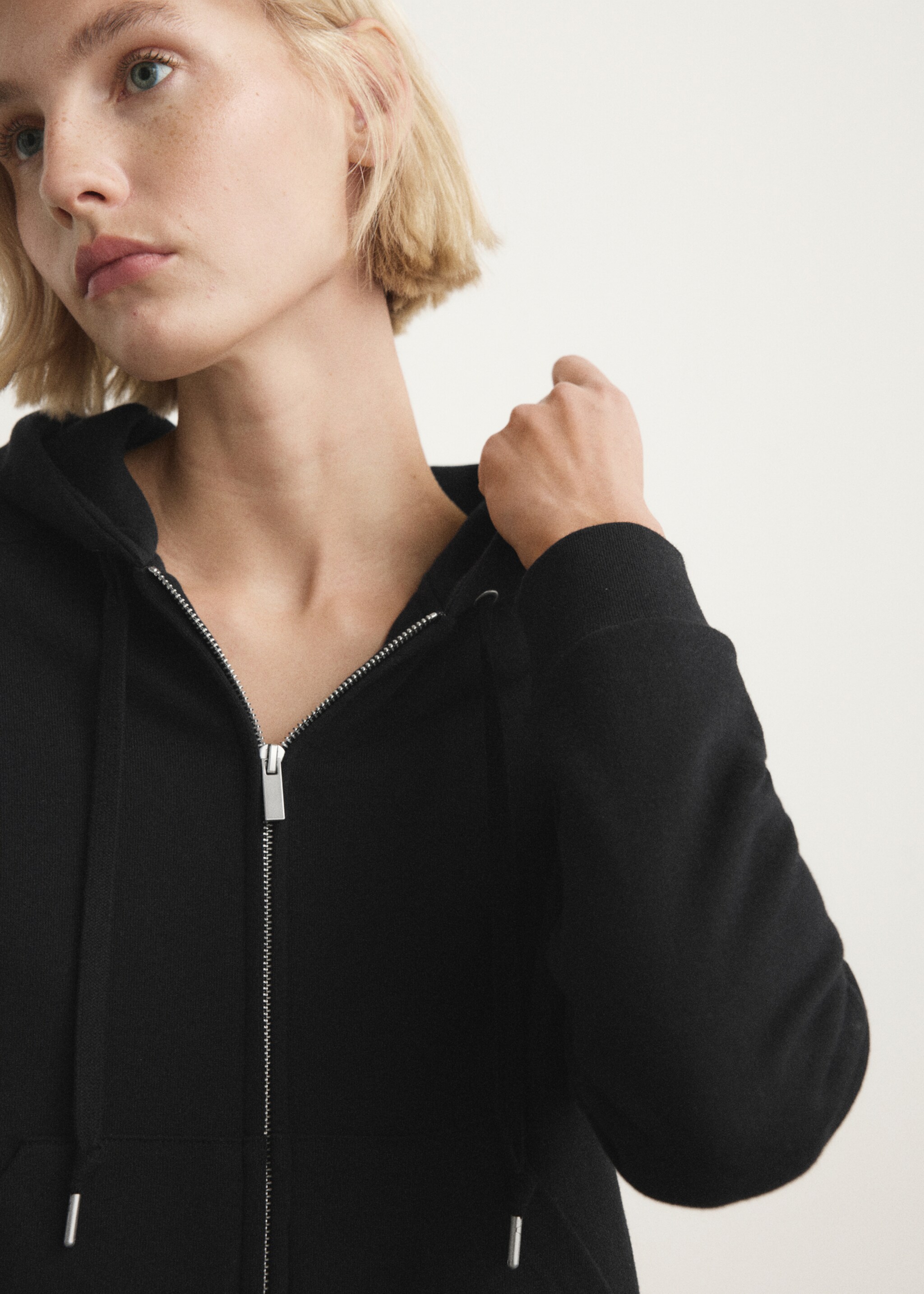 Pyjama-Sweatshirt aus Baumwolle mit Kapuze - Mittlere Ansicht, Schwarz. Ref: 27073326-00.