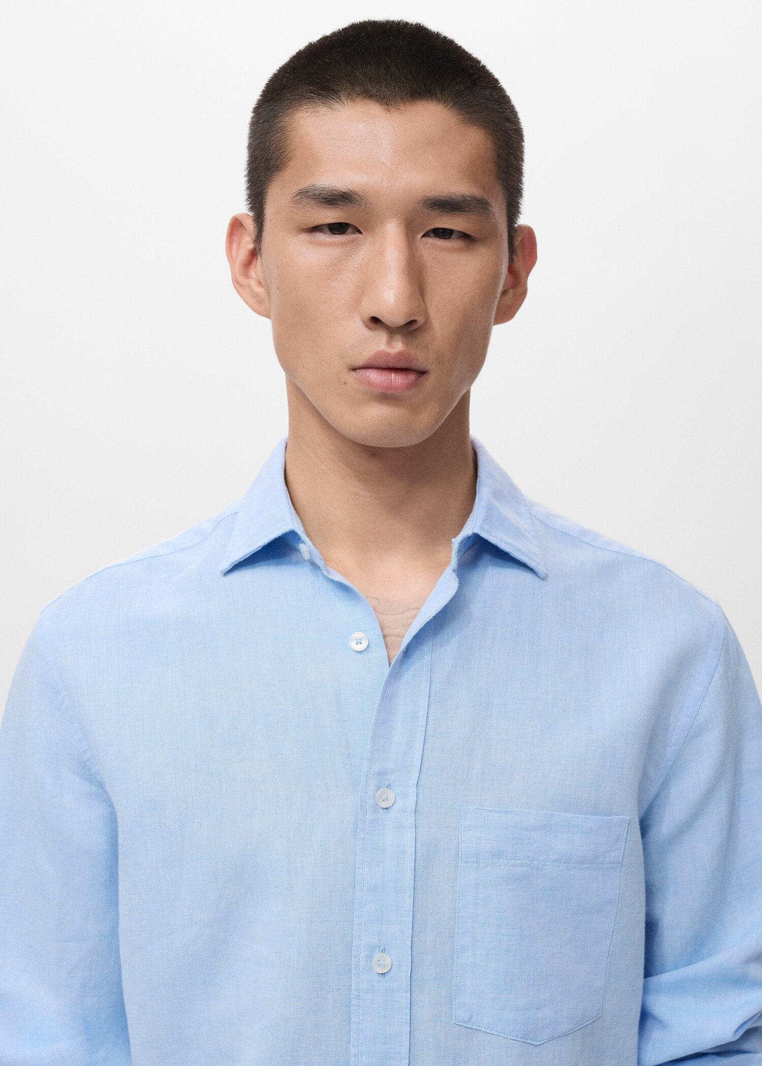 Pocket linen shirt - Details of the article 2