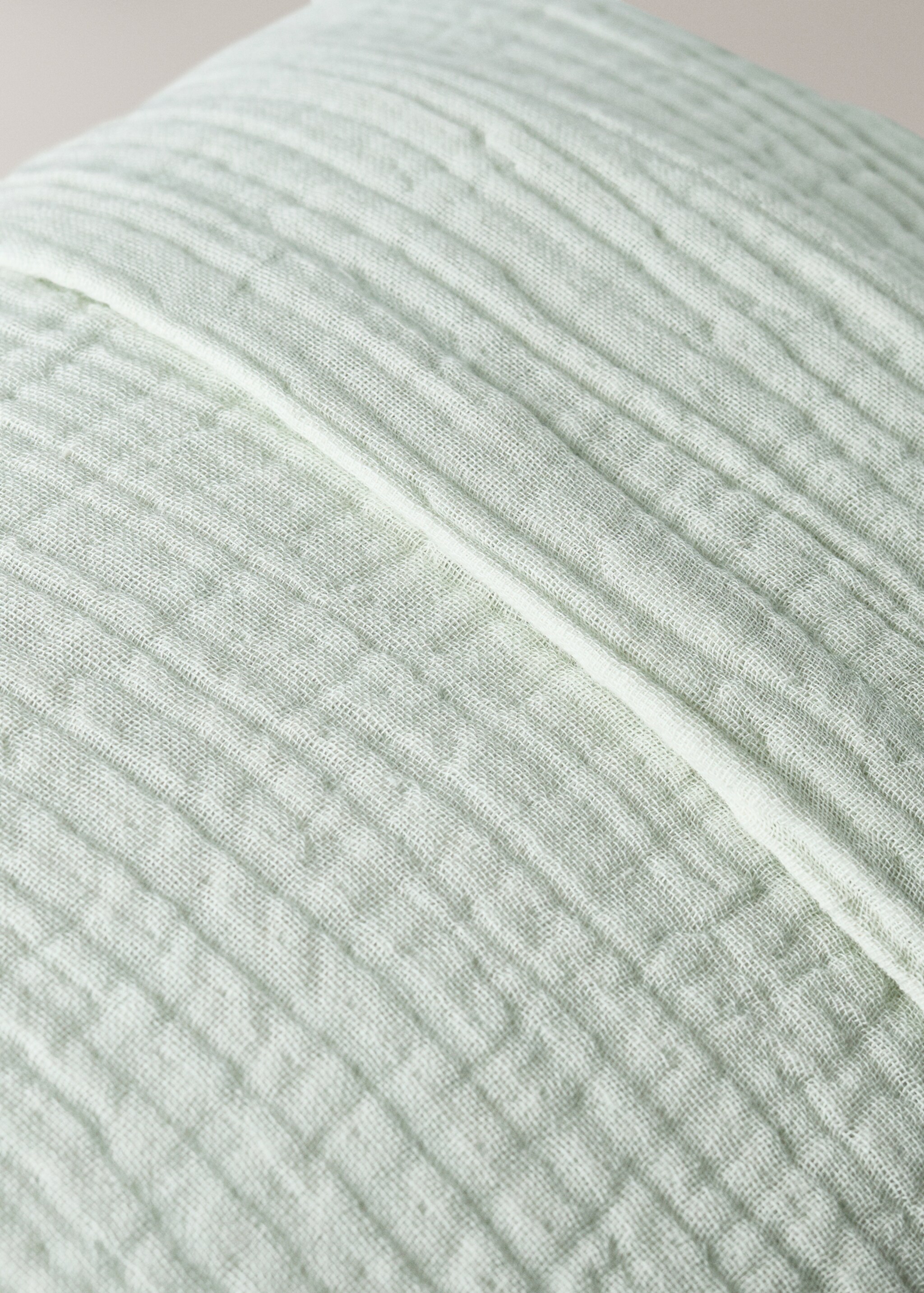 Children's cushion cover cotton gauze garment-dyed 30x40cm - Details of the article 2, Aqua Green. Ref: 27073338-00.