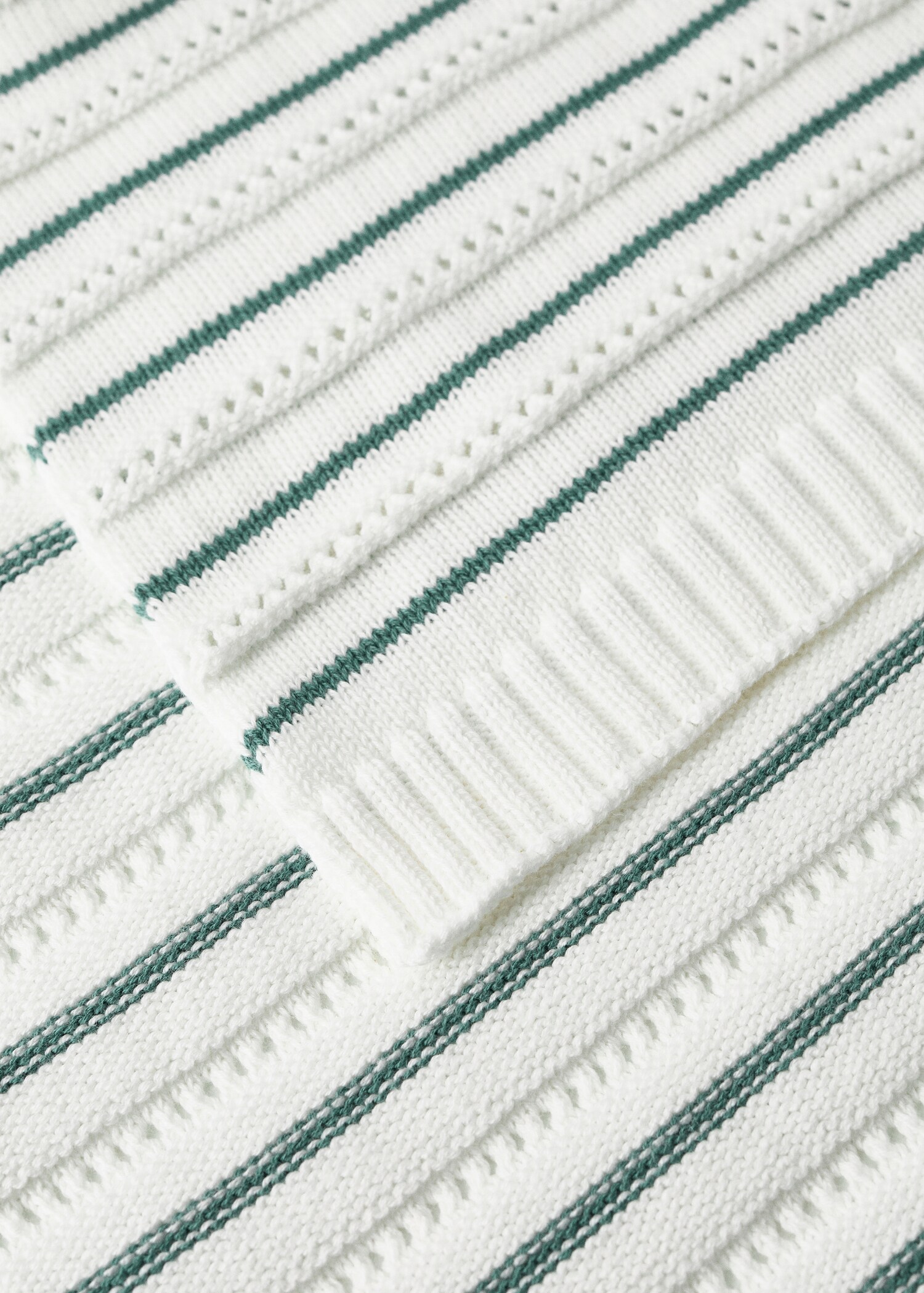 Children's cotton striped blanket - Details of the article 1