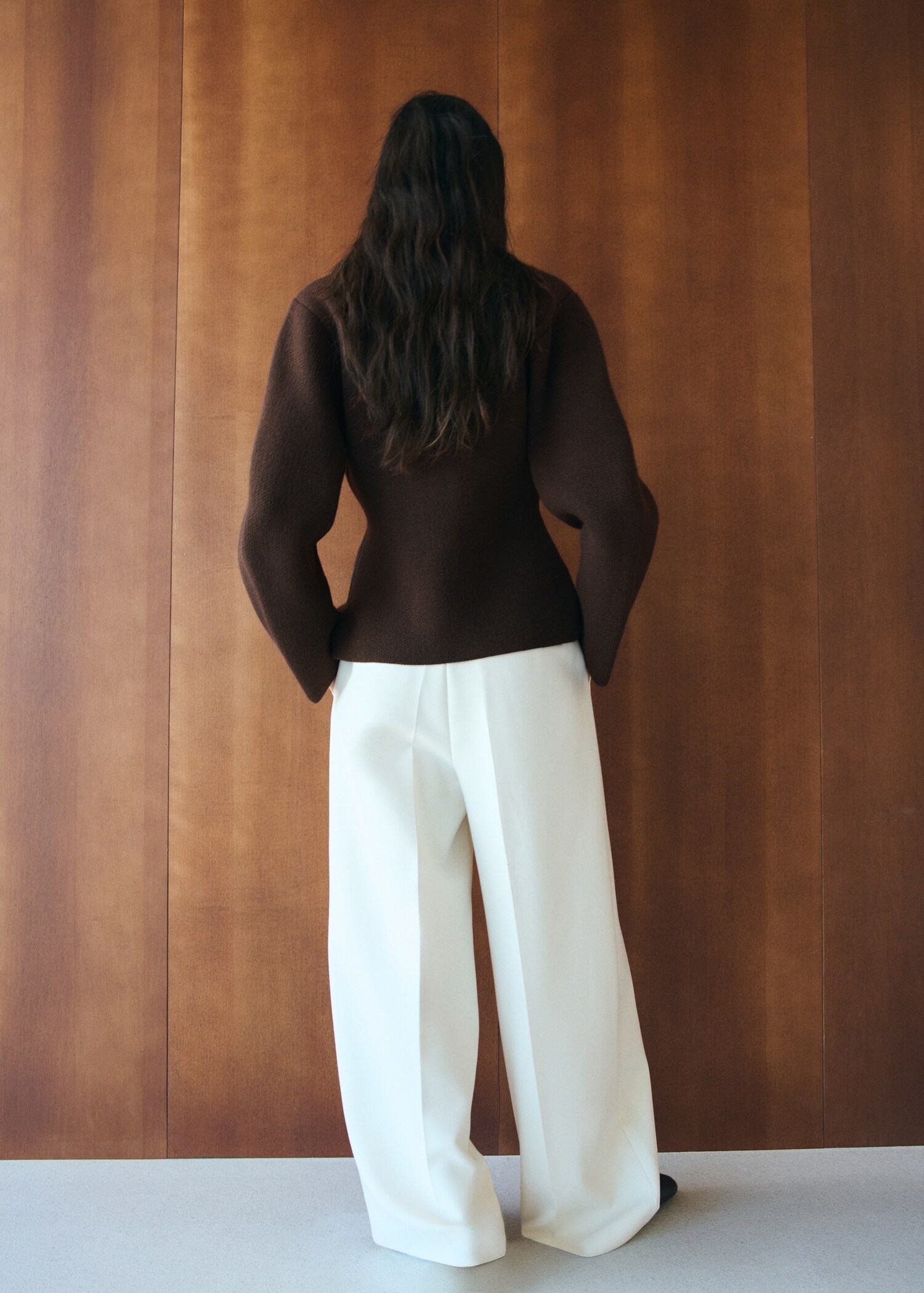 Knitted jacket with jewel buttons - Reverse of the article