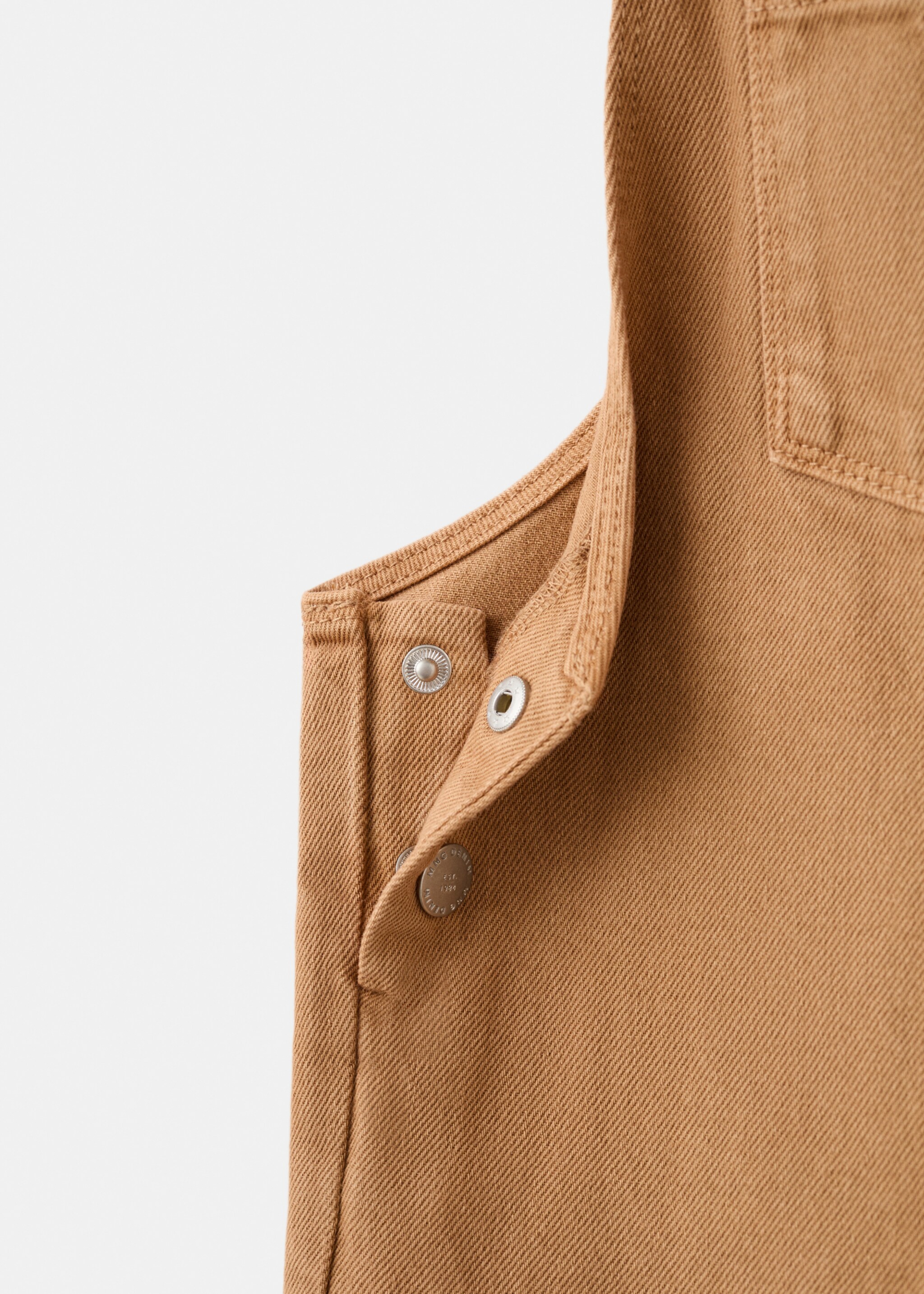 Long cotton dungarees - Details of the article 8, Ochre. Ref: 27073707-00.