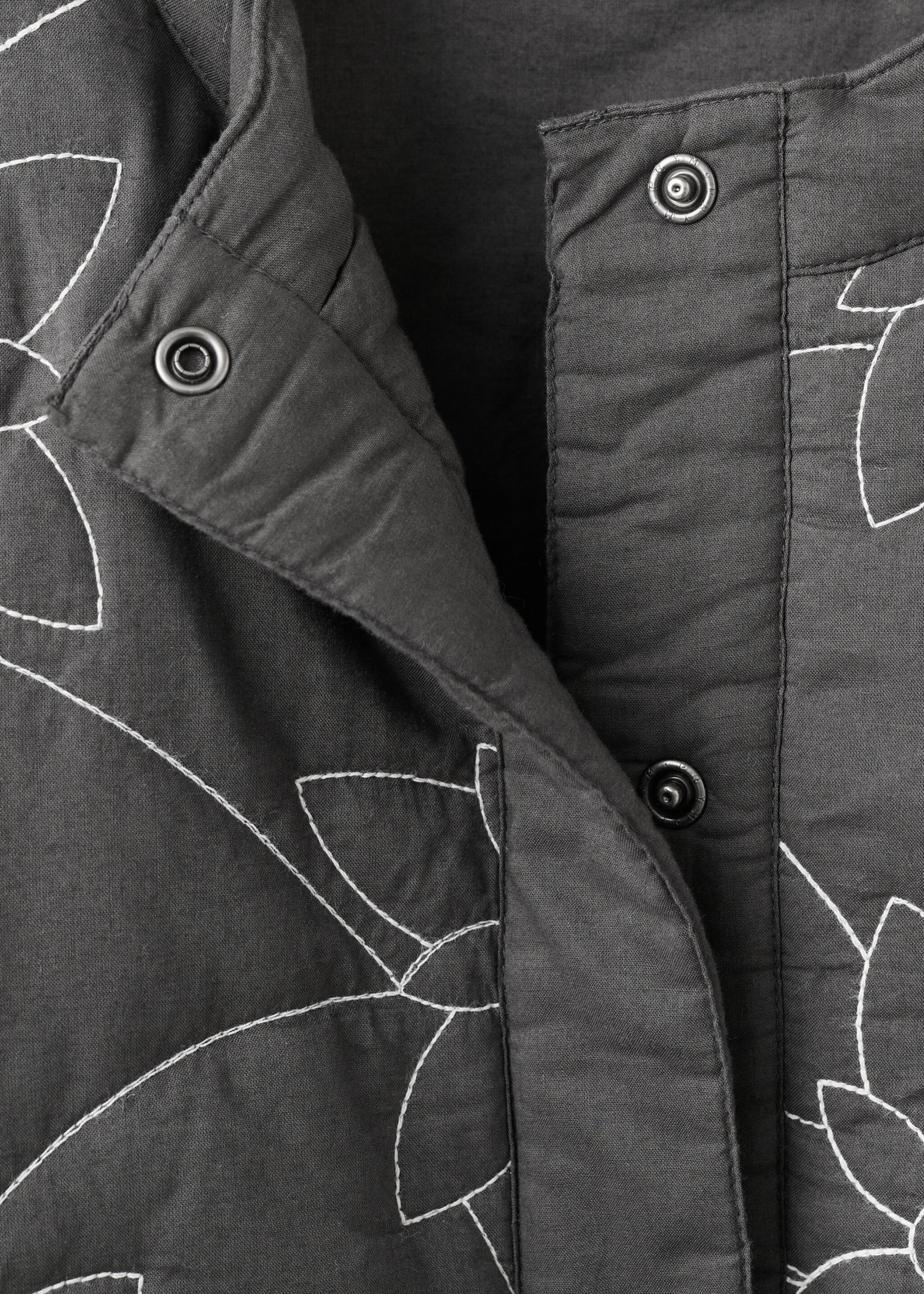 Embroidered quilted jacket - Details of the article 8, Charcoal. Ref: 27073709-00.