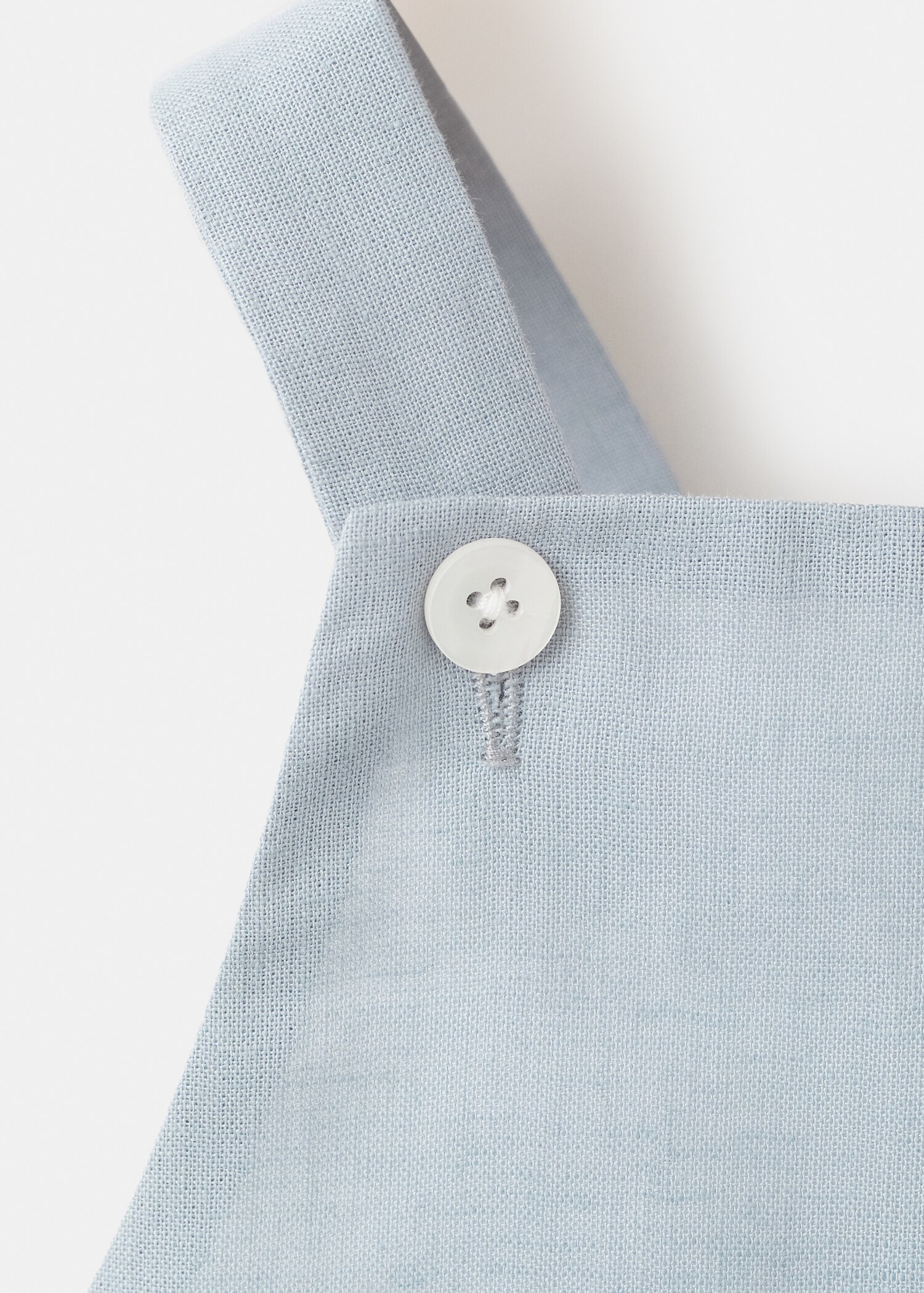 Short linen playsuit - Details of the article 8