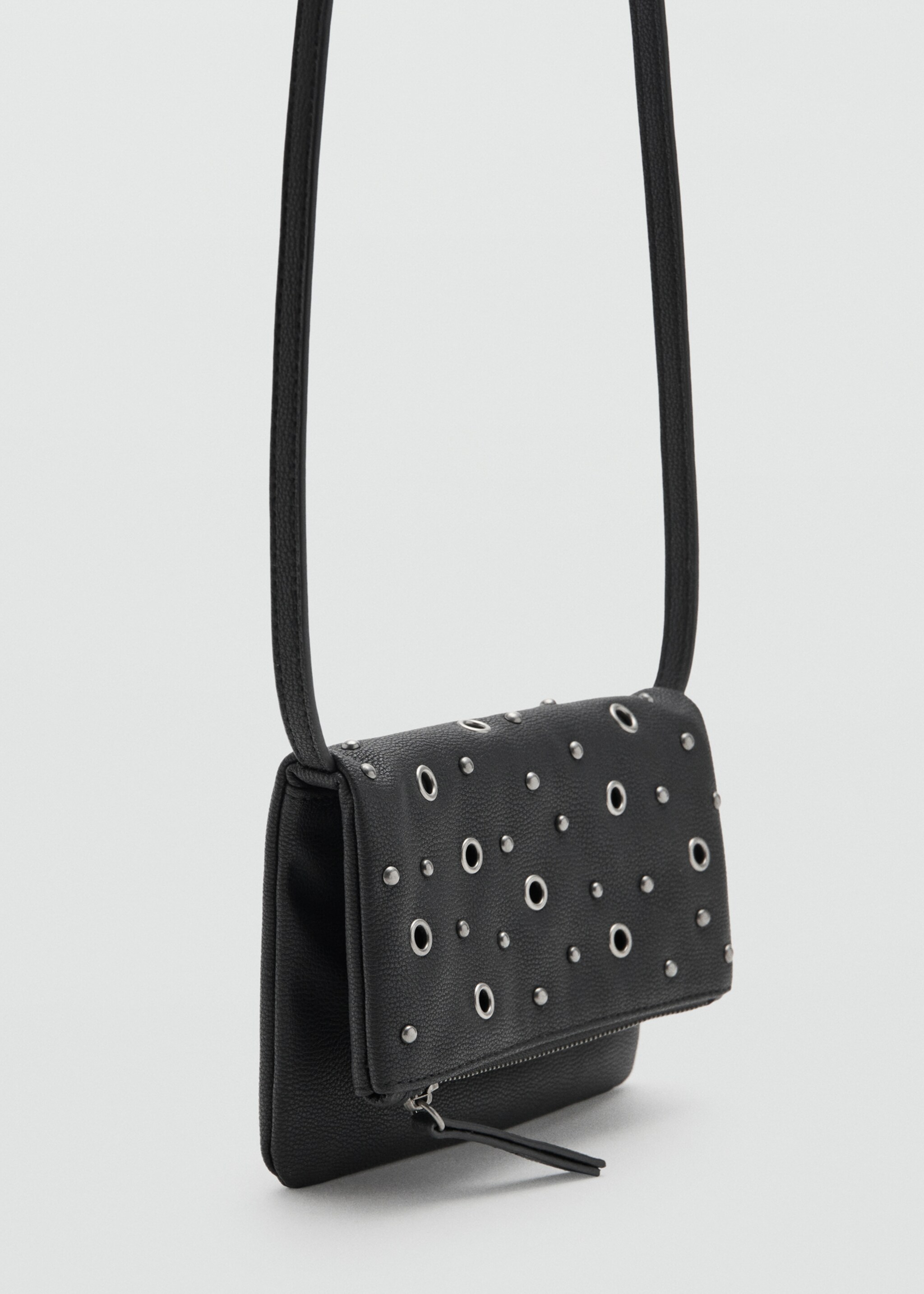 Studded clutch bag - Medium plane, Black. Ref: 27073731-00.