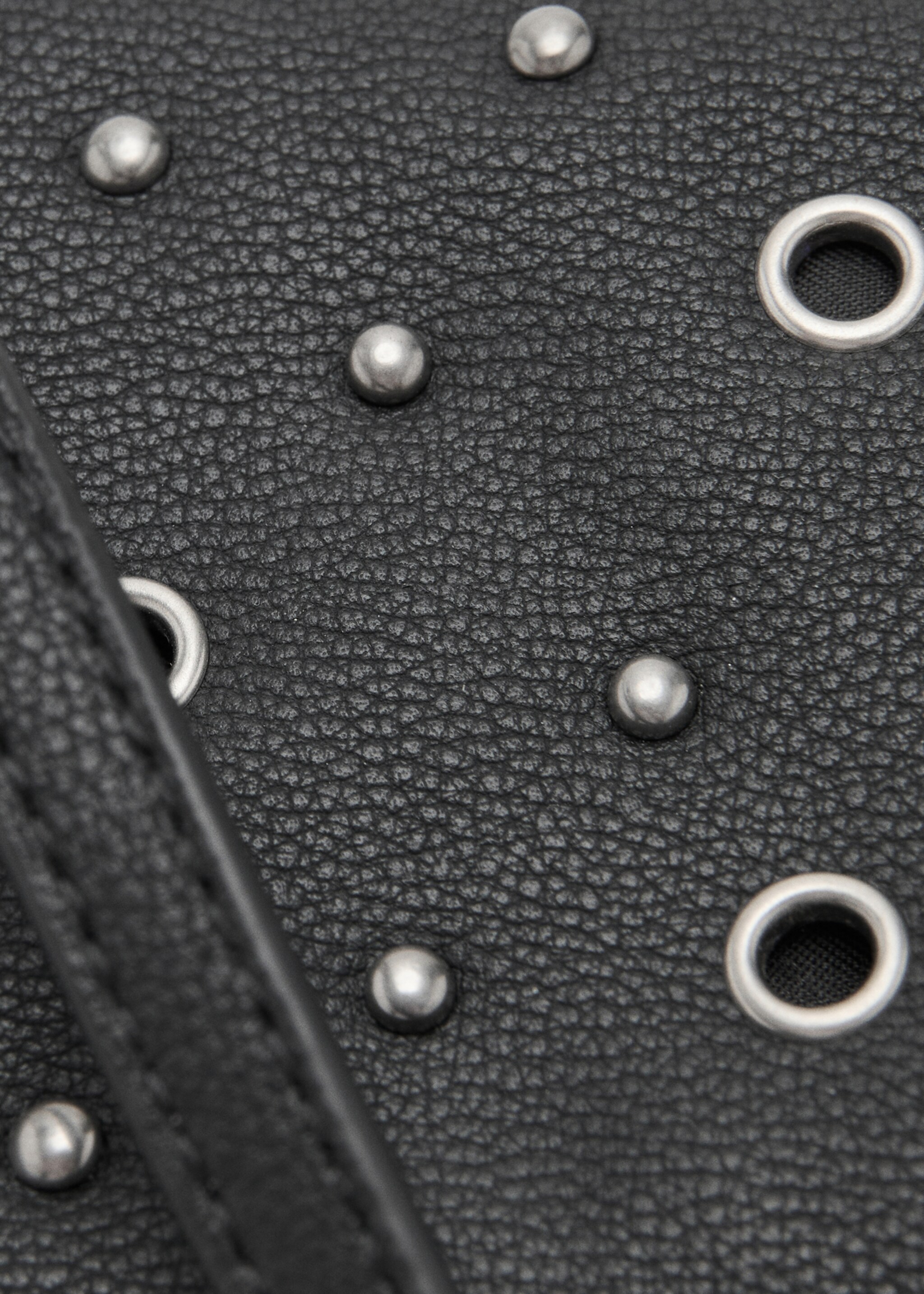 Studded clutch bag - Details of the article 2, Black. Ref: 27073731-00.