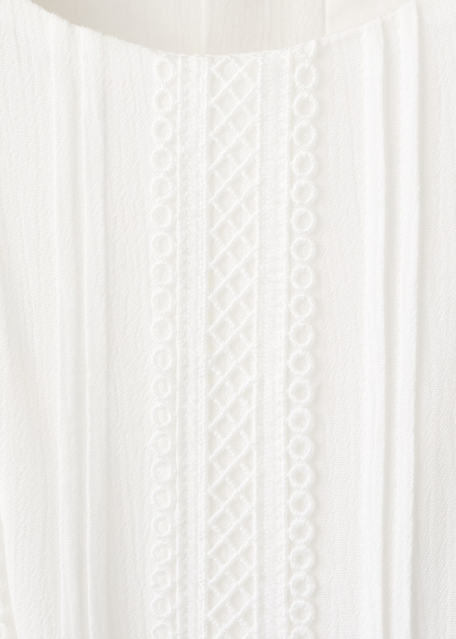 Macacão comprido com folhos - Pormenor do artigo 8