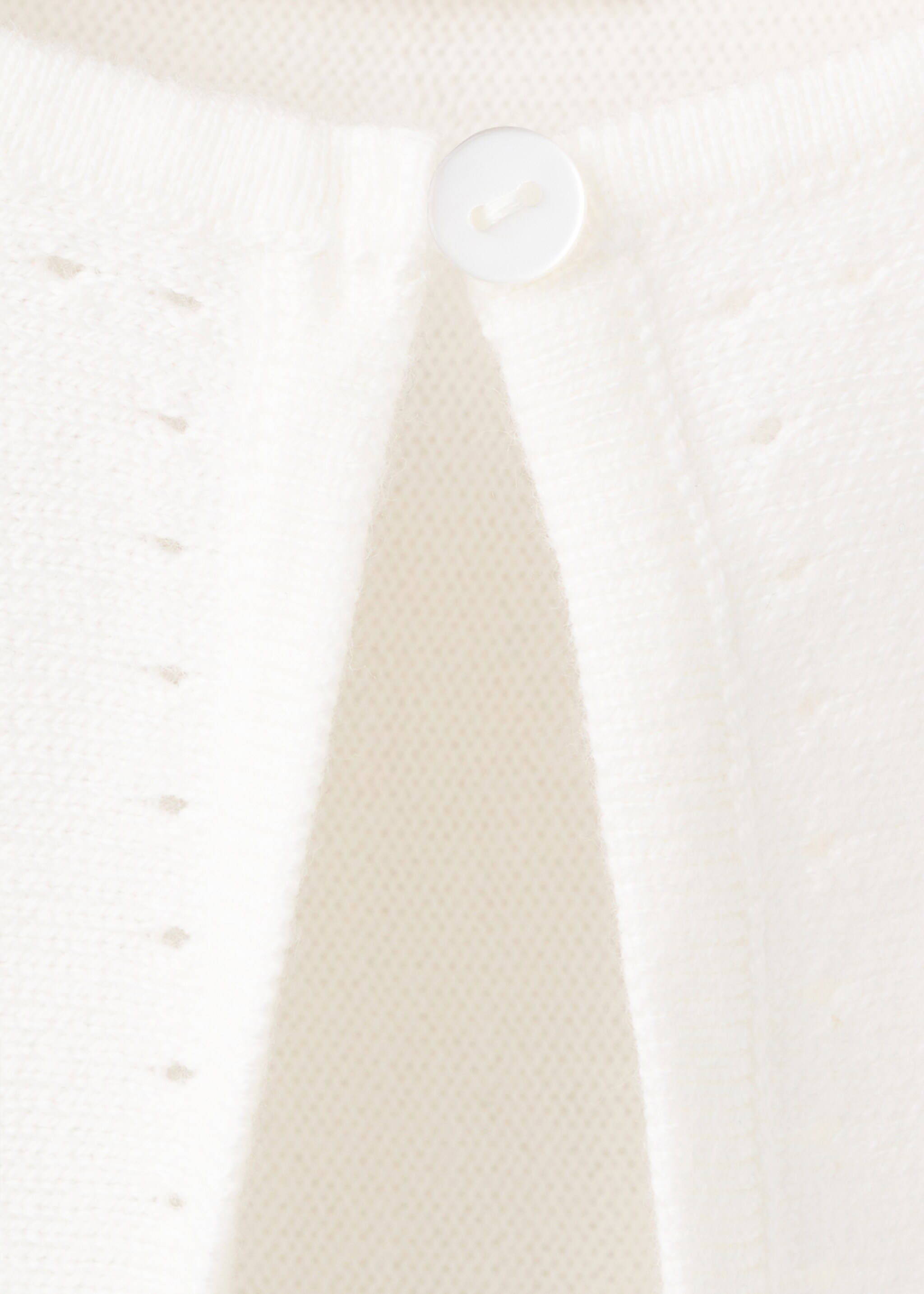 Knitted cape with openwork details - Details of the article 8, Off White. Ref: 27073738-00.