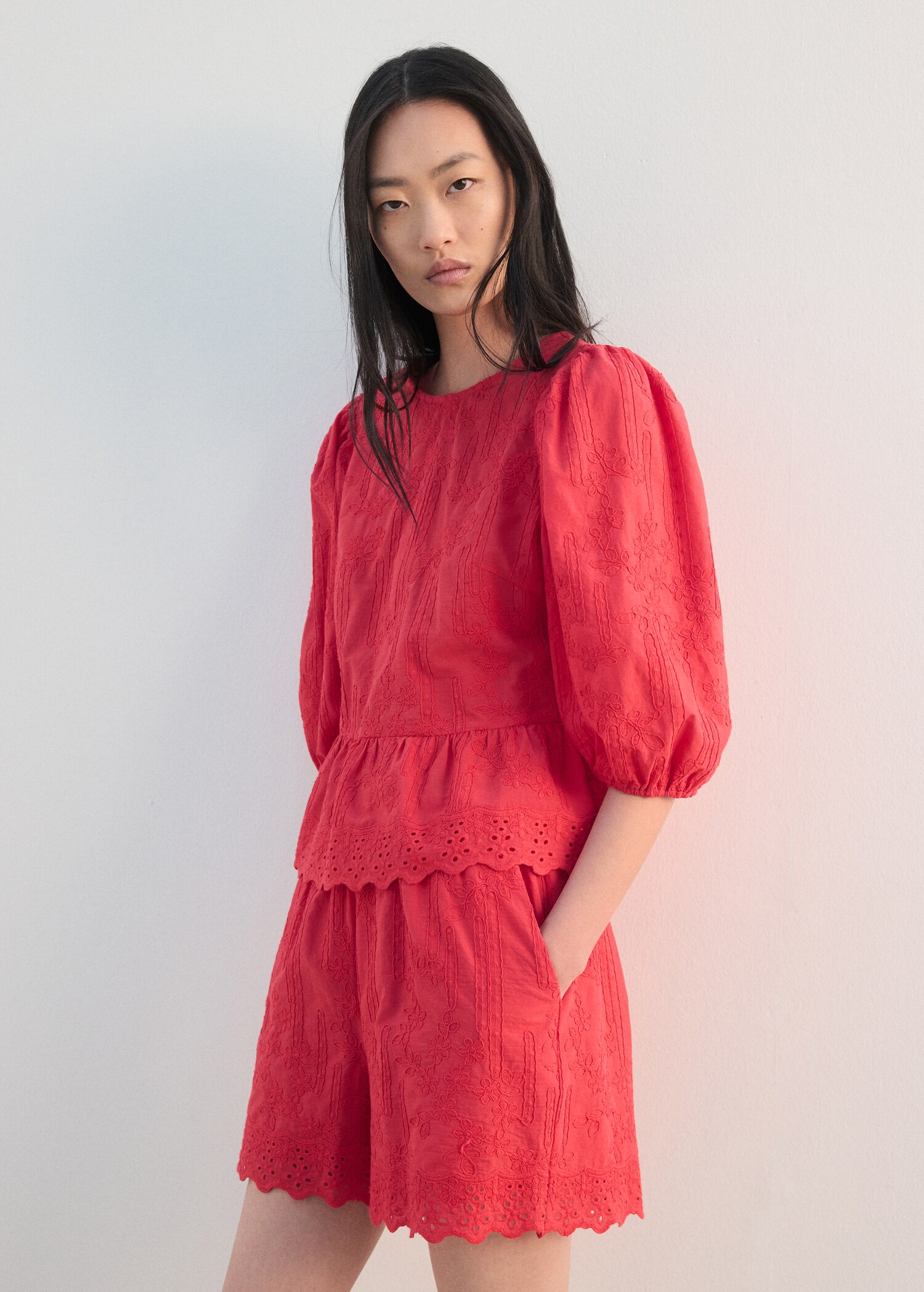 Floral embroidered shorts - Details of the article 1