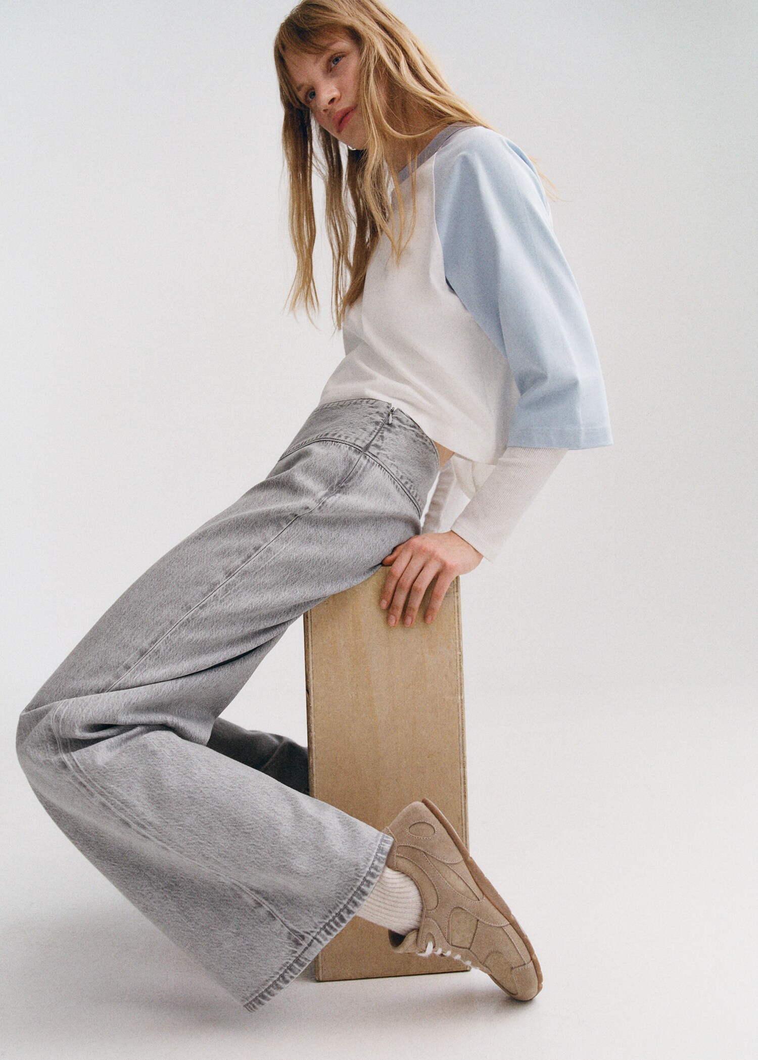 Low waist jeans - Details of the article 7