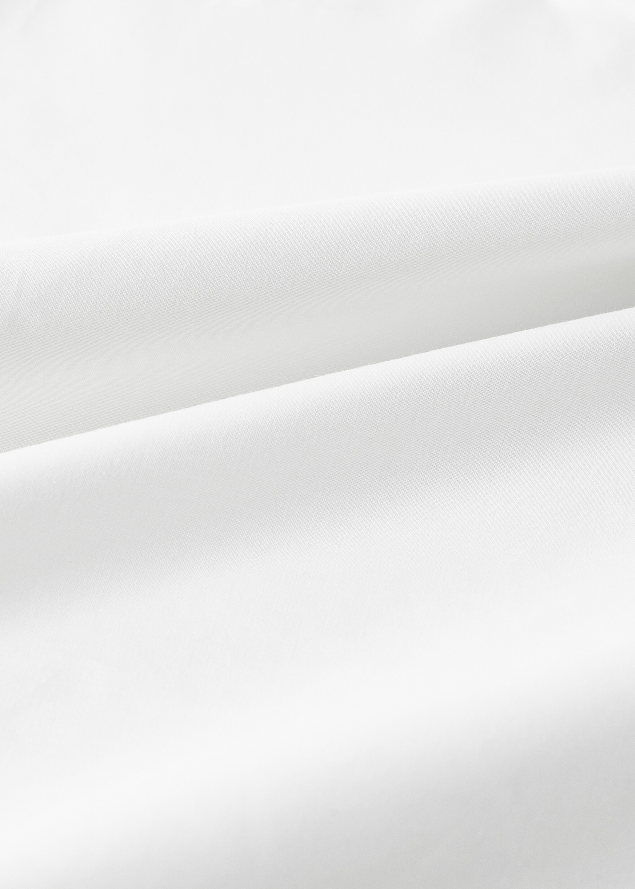 Cot bed top sheet in cotton percale with contrasting piping - Details of the article 2, Sky Blue. Ref: 27074064-00.