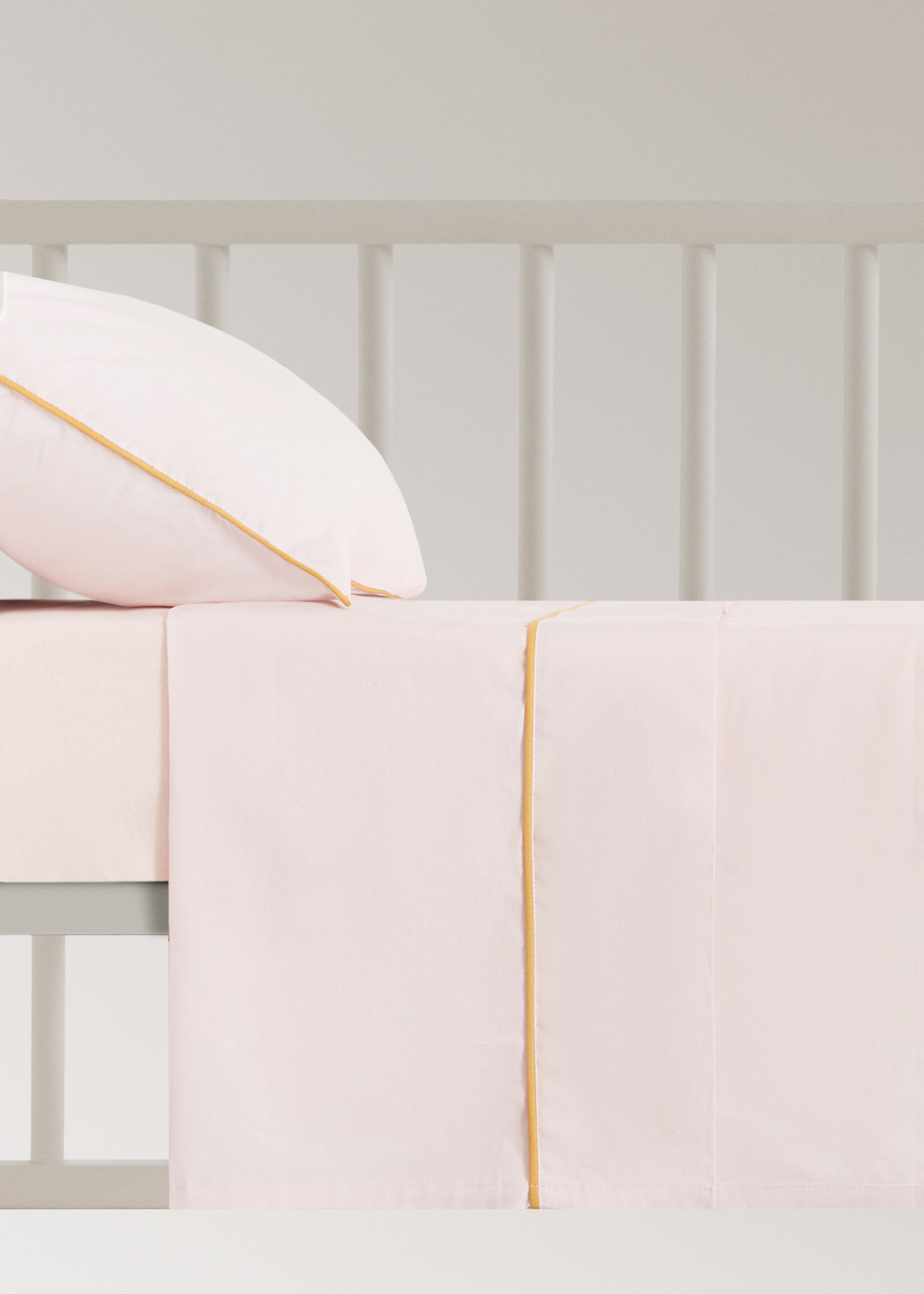 Wendbares Oberlaken für Babybett aus Baumwoll-Perkal mit Kontrastpaspel - Artikel ohne Model, Helllila/Pastelllila. Ref: 27074064-00.