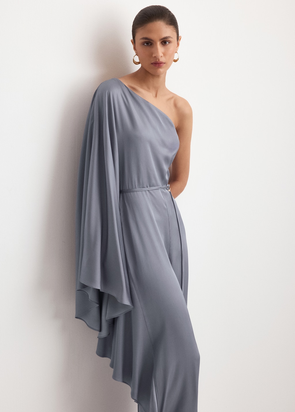 Asymmetrical flared-sleeve jumpsuit