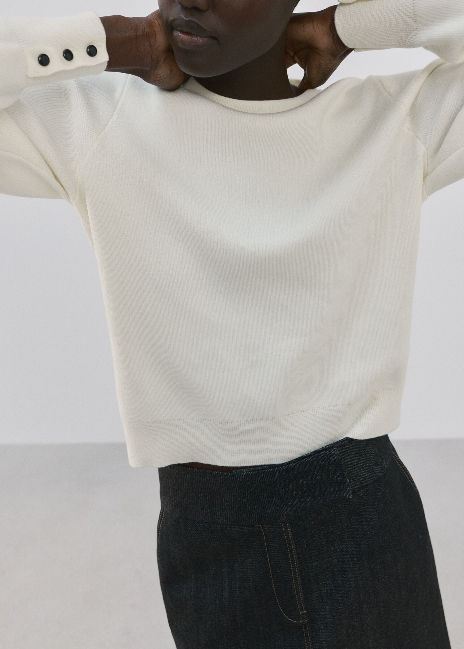 Buttoned cuffs sweater - Details of the article 6