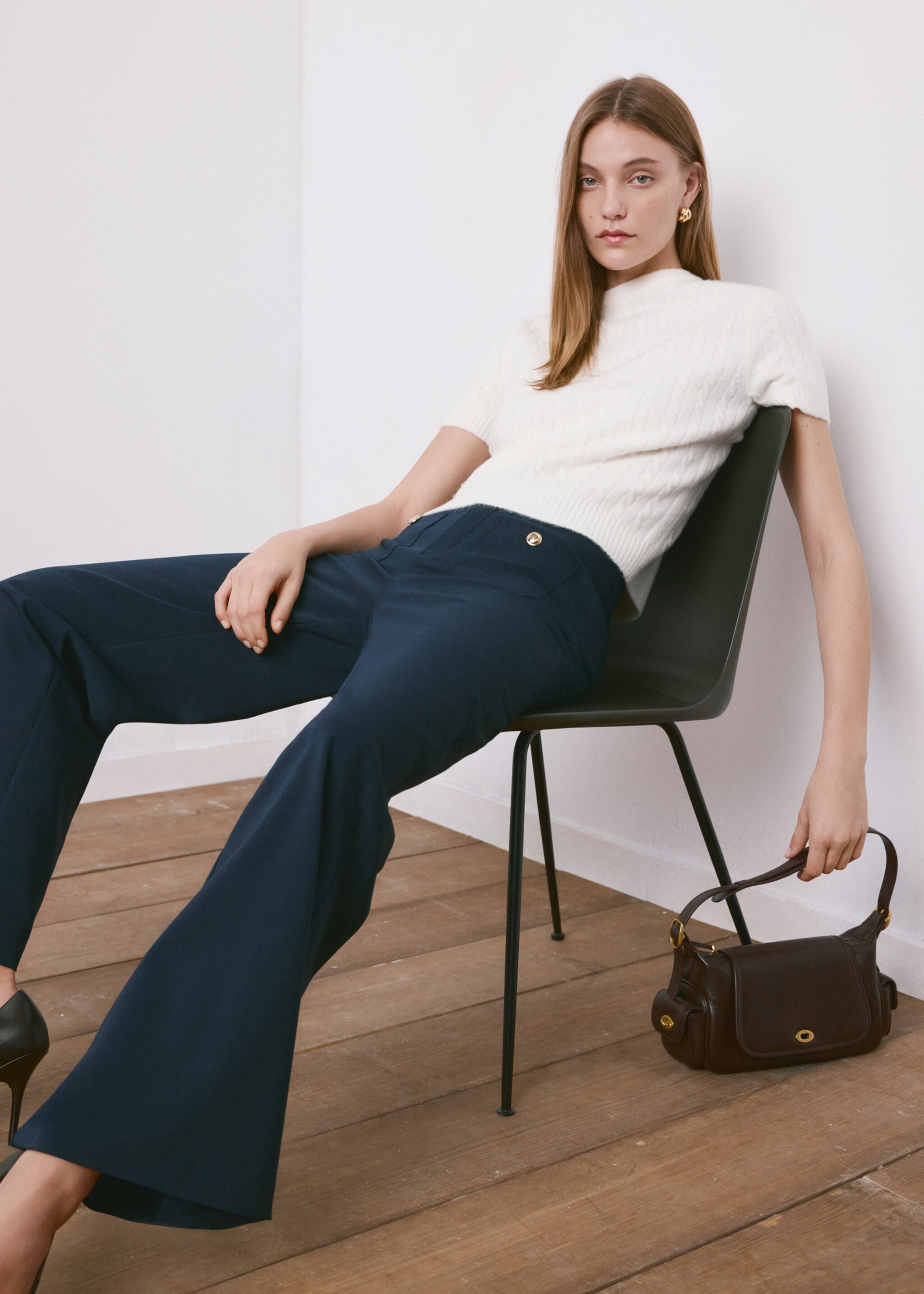 Straight trousers with jewel buttons - Details of the article 2, Navy. Ref: 27074094-00.