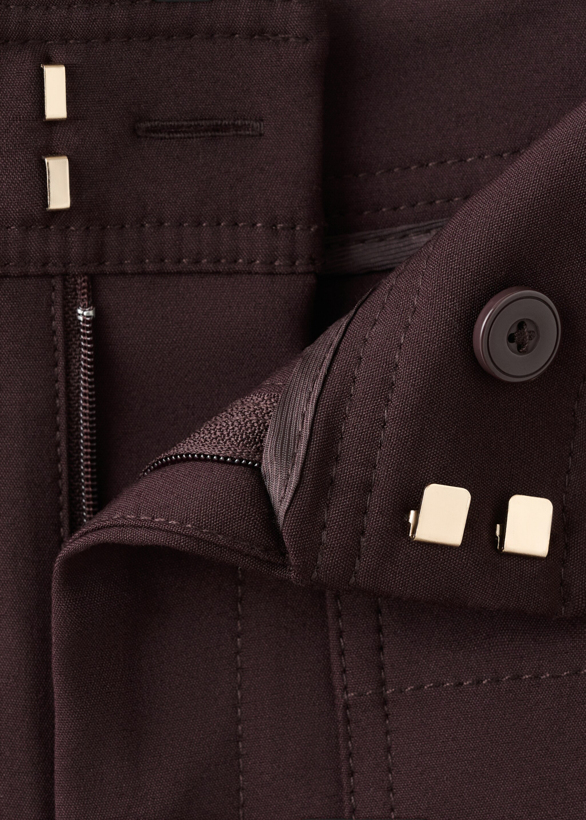Pantalon droit boutons bijou - Détail de l'article 0, Lie de vin. Ref: 27074094-00.