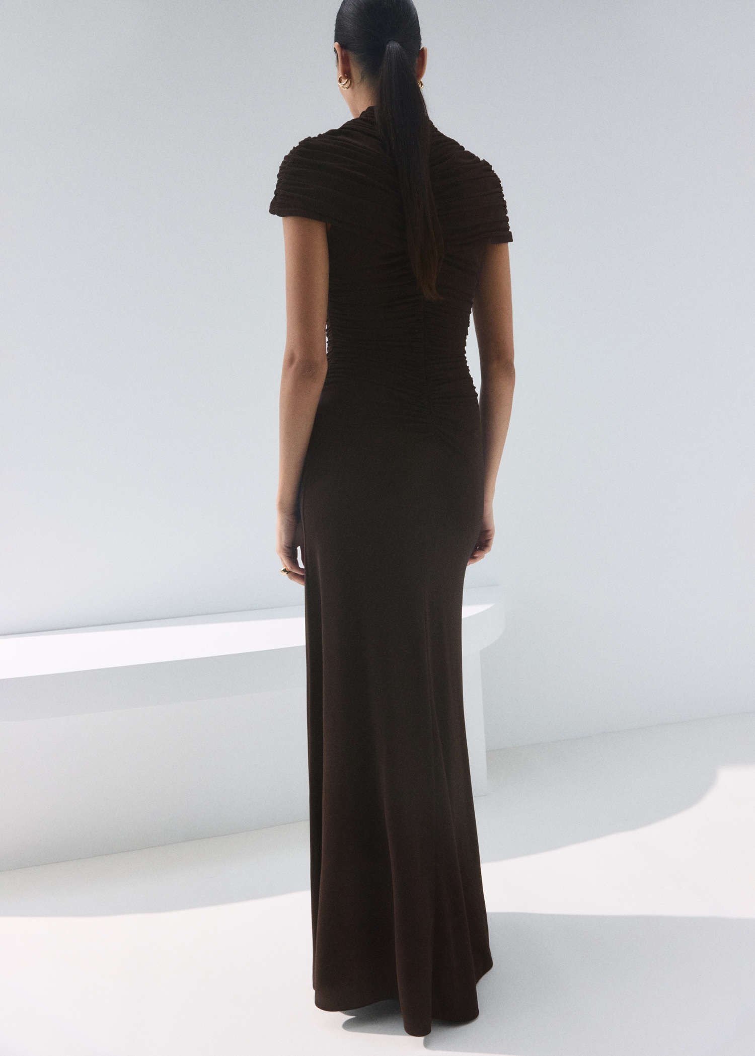 Evasé-Kleid mit gerafftem Oberteil - Rückseite des Artikels