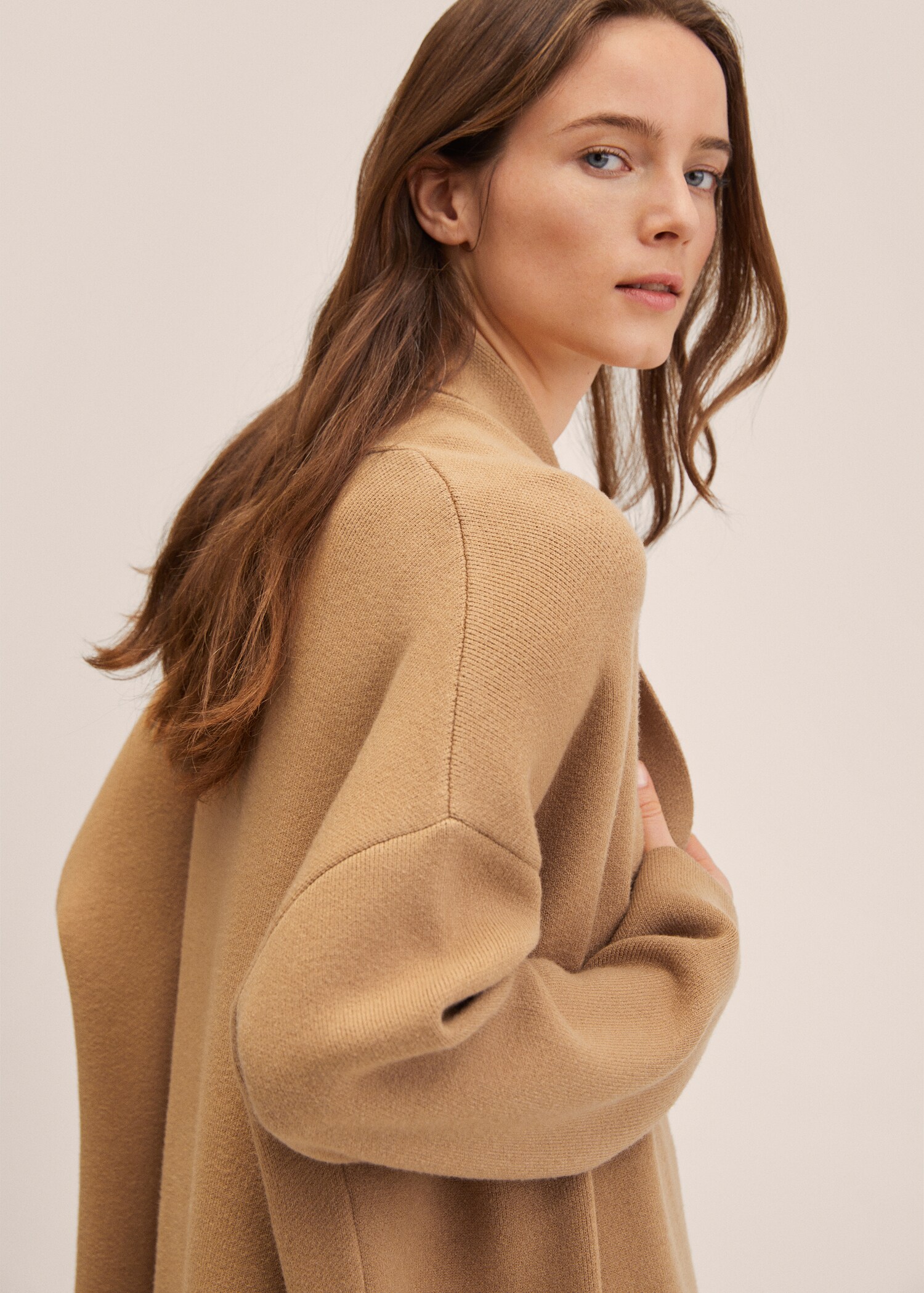 Oversized coat with pockets - Details of the article 2