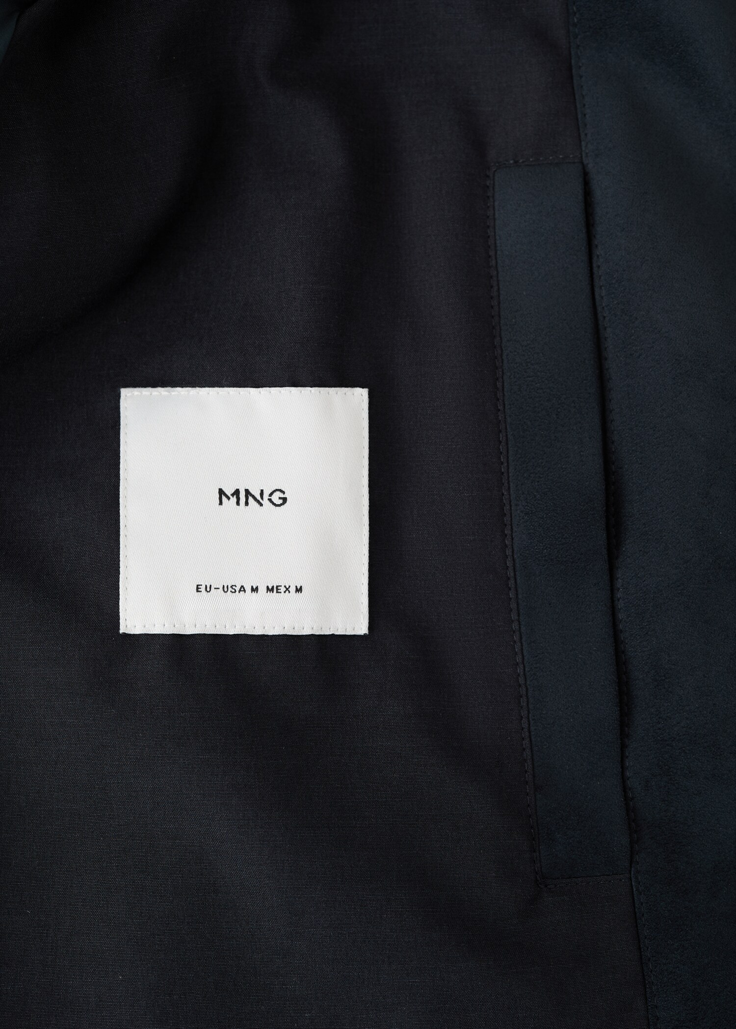 سترة بومبر بتأثير الجلد المدبوغ - تفاصيل المنتج 0