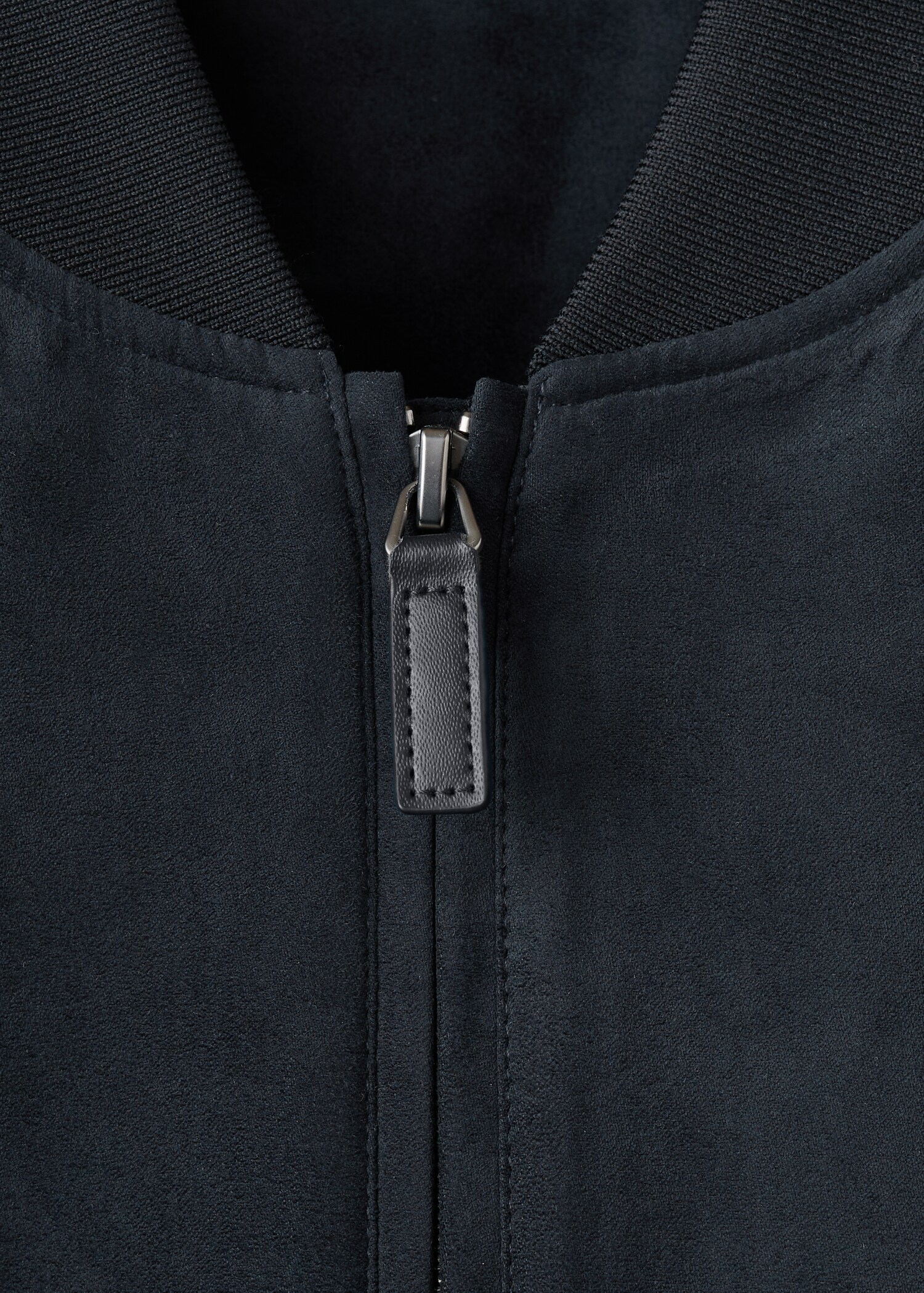 سترة بومبر بتأثير الجلد المدبوغ - تفاصيل المنتج 8