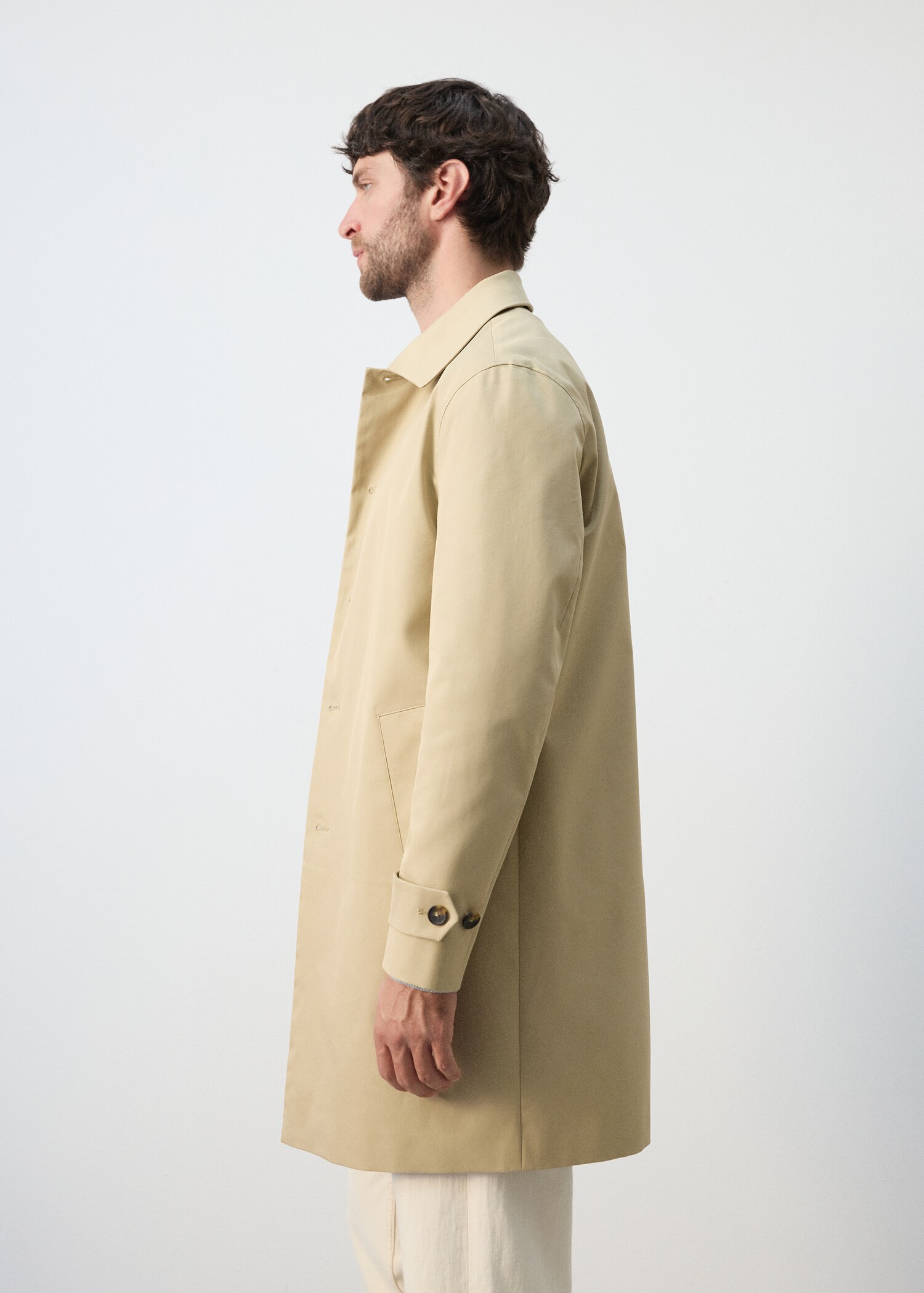 معطف غاباردينا مقاوم للماء بجيوب - تفاصيل المنتج 2