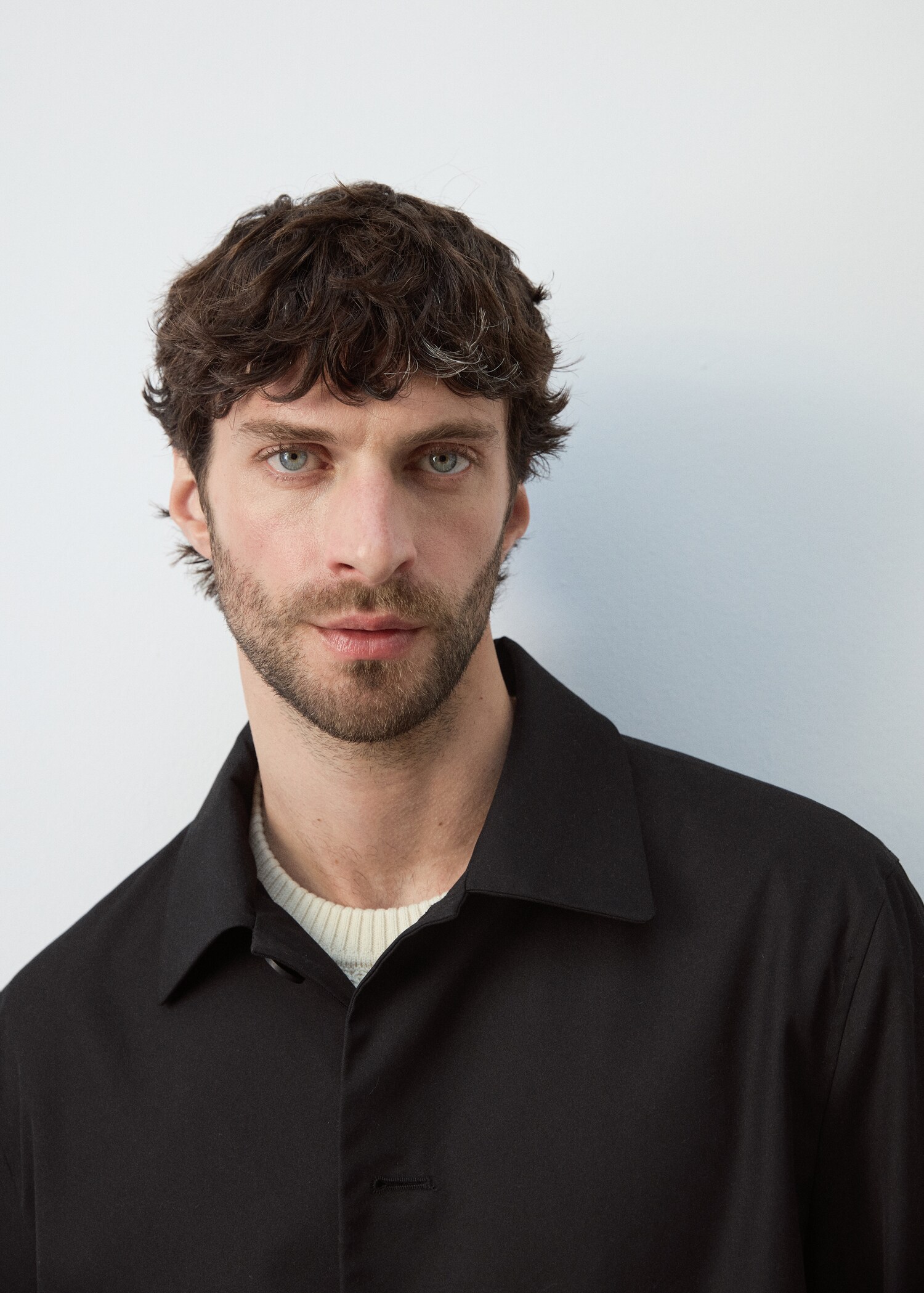 Water-repellent gabardine with pockets - Details of the article 1