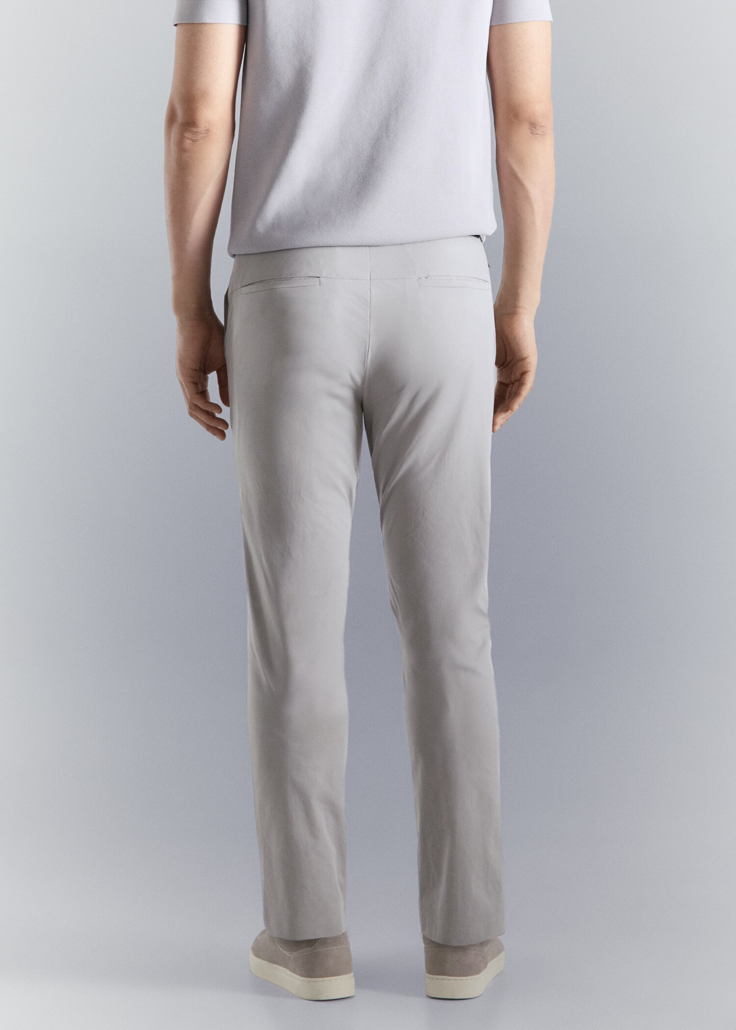 Slim-fit water-repellent trousers - Reverse of the article