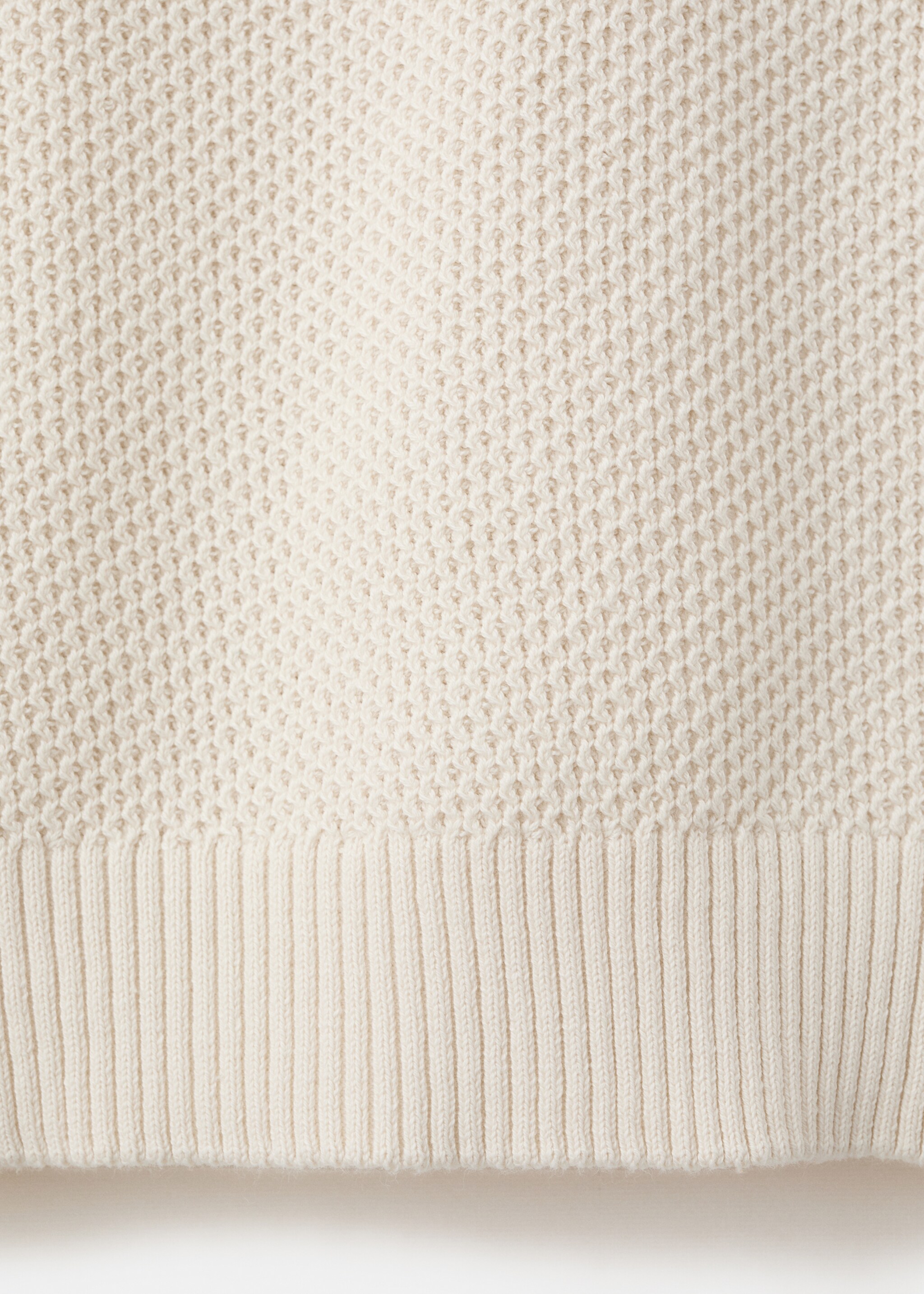 Microstructure knit gilet - Details of the article 0, Ecru. Ref: 27074431-00.