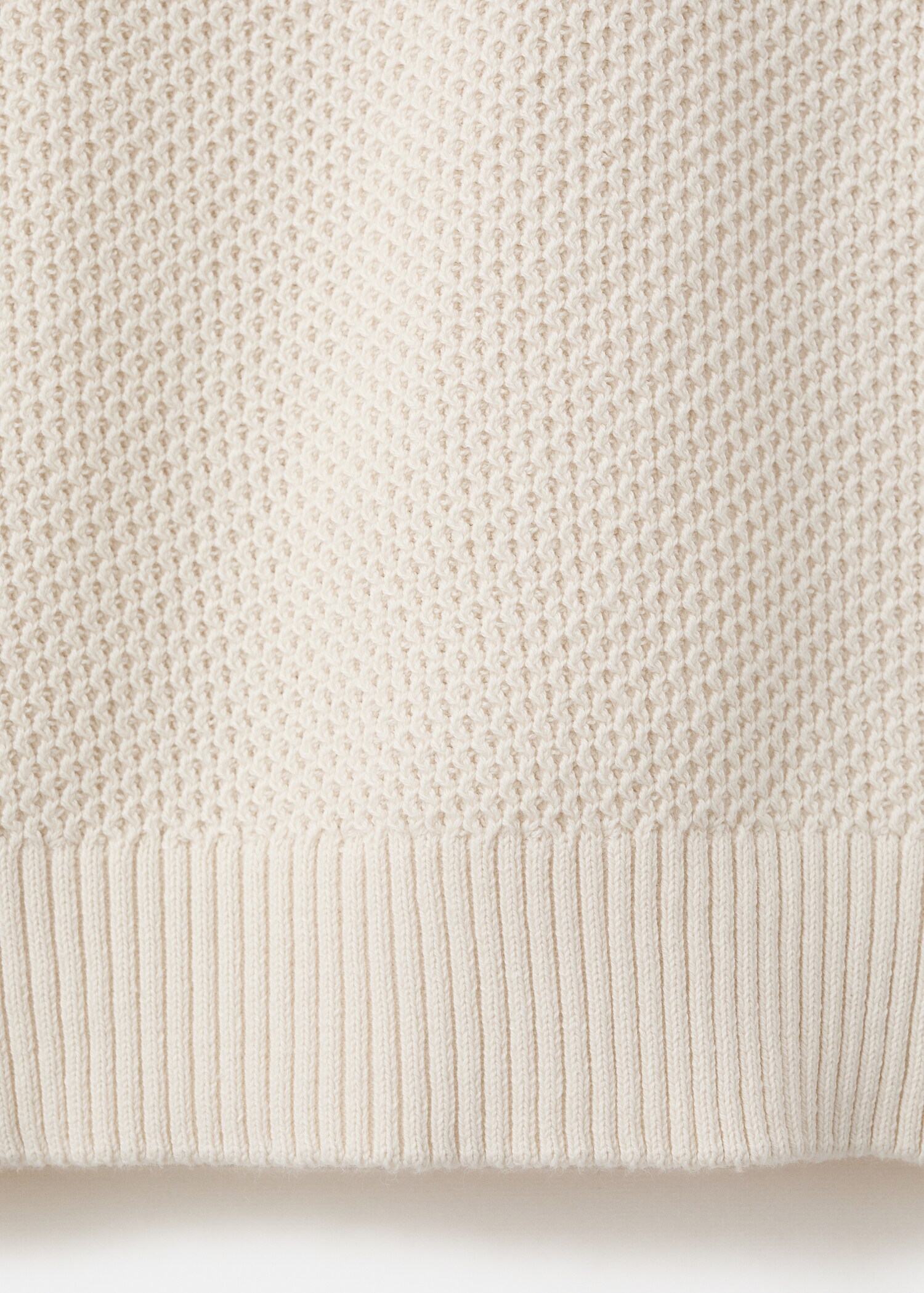 Microstructure knit gilet - Details of the article 0