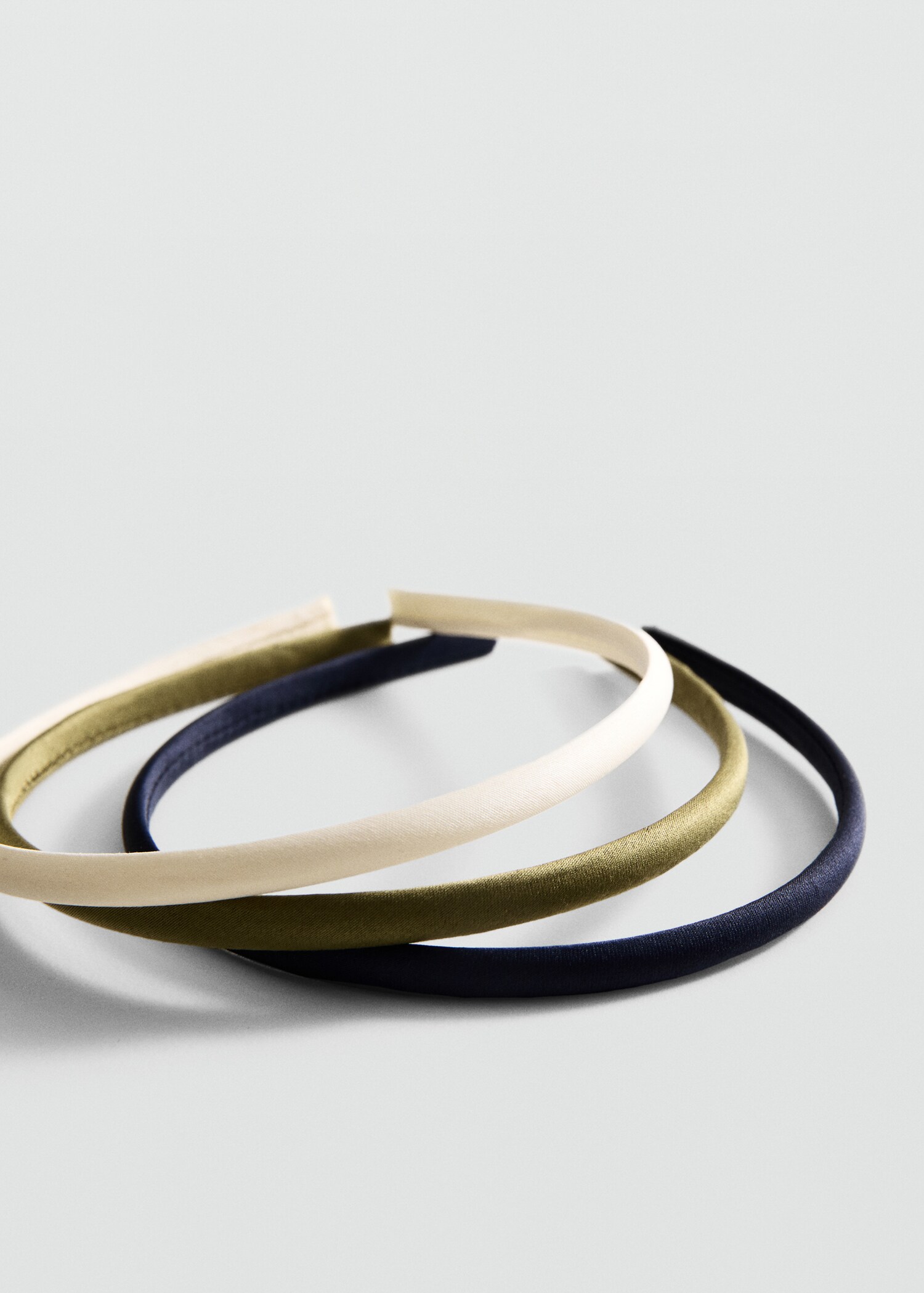 Lot de 3 serre-têtes satinés - Plan moyen