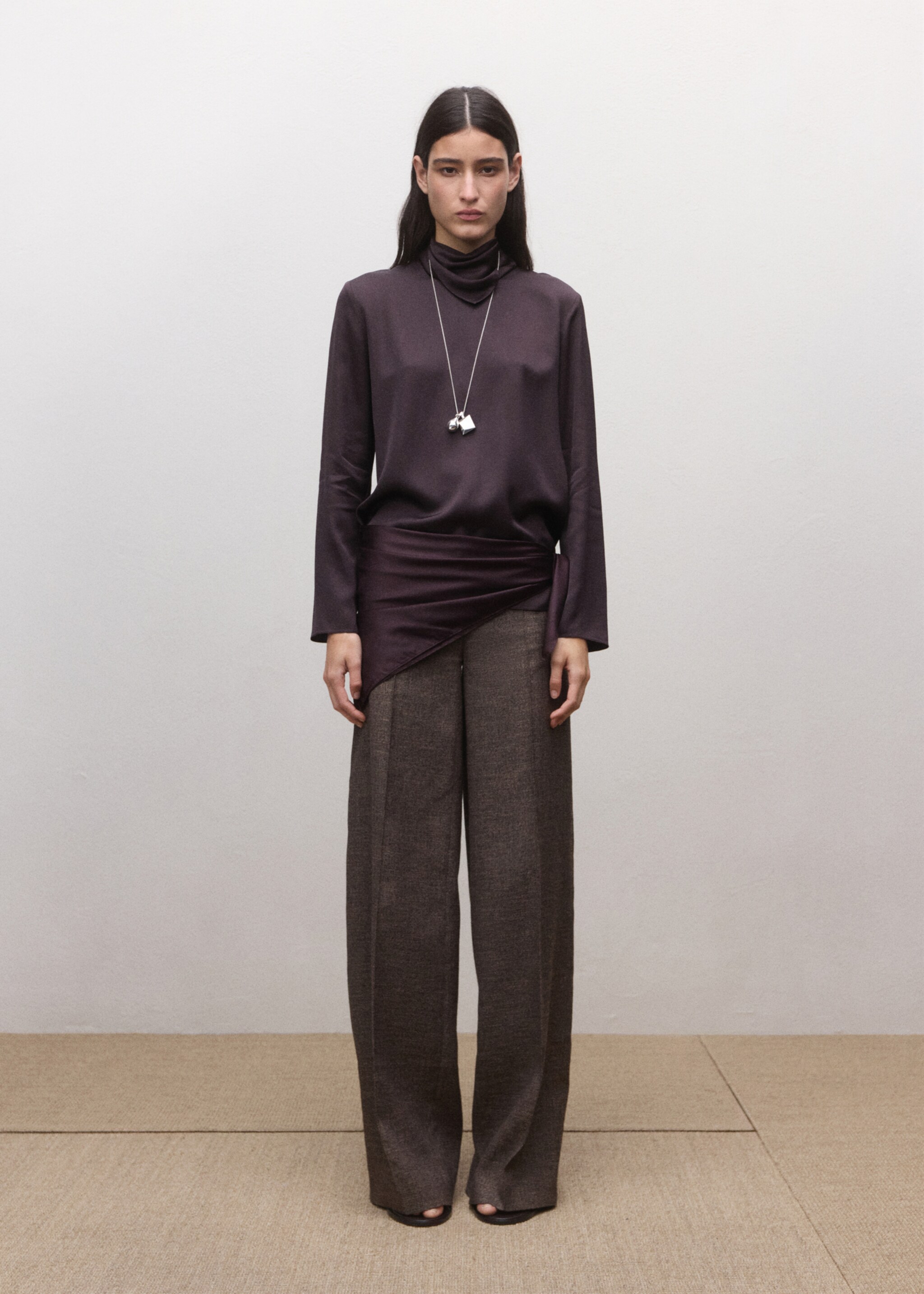 Сатинова квадратна хустка - Детальніше про товар 8, Ожиновий. Ref: 27074441-00.