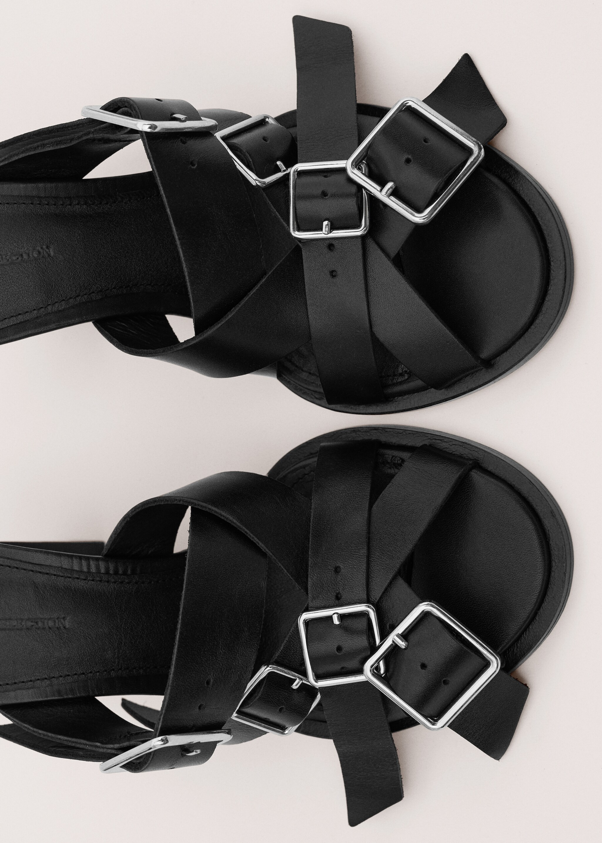 100% leather sandals with buckle straps - Details of the article 4, Black. Ref: 27074442-00.