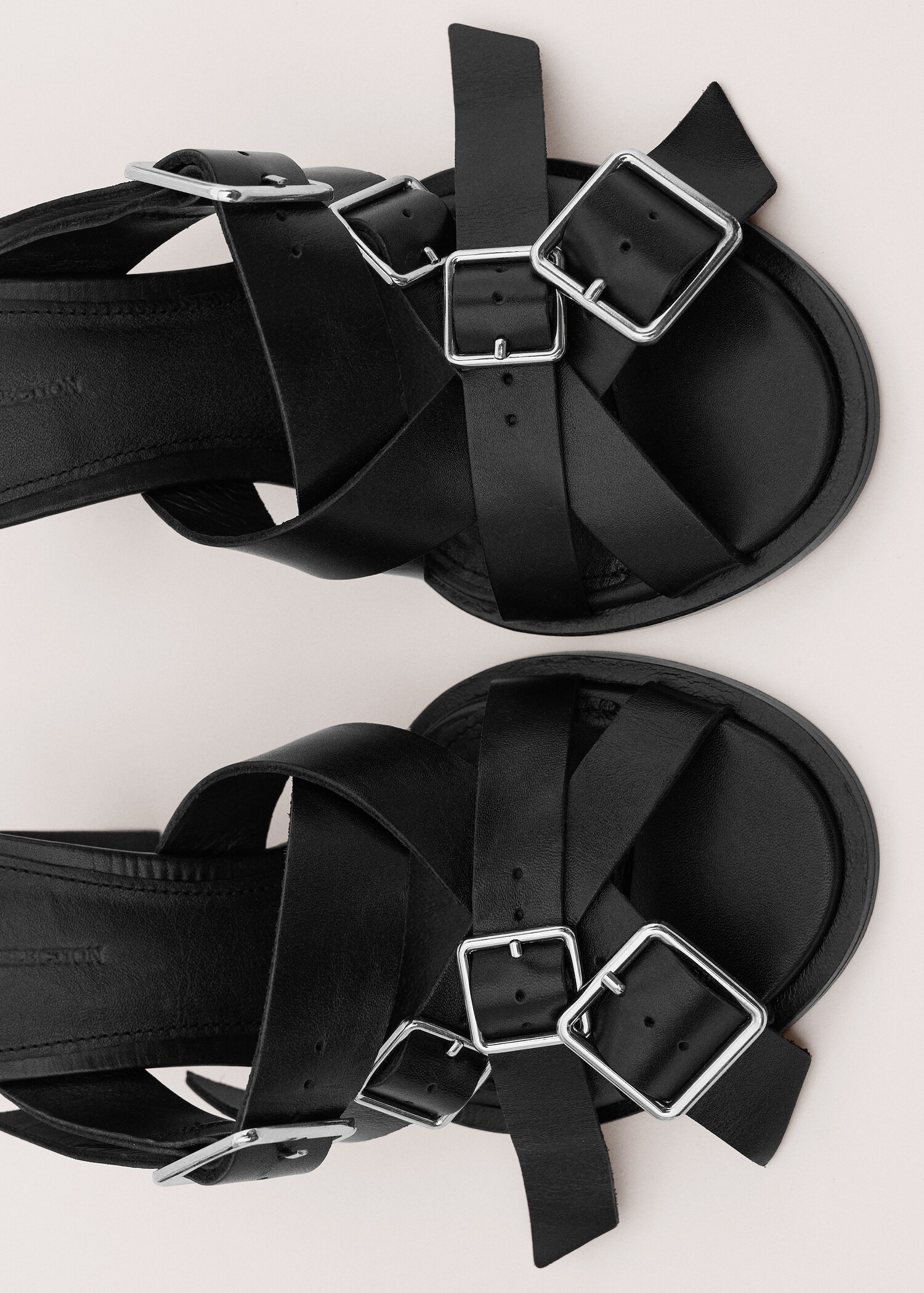 100% leather sandals with buckle straps - Details of the article 4