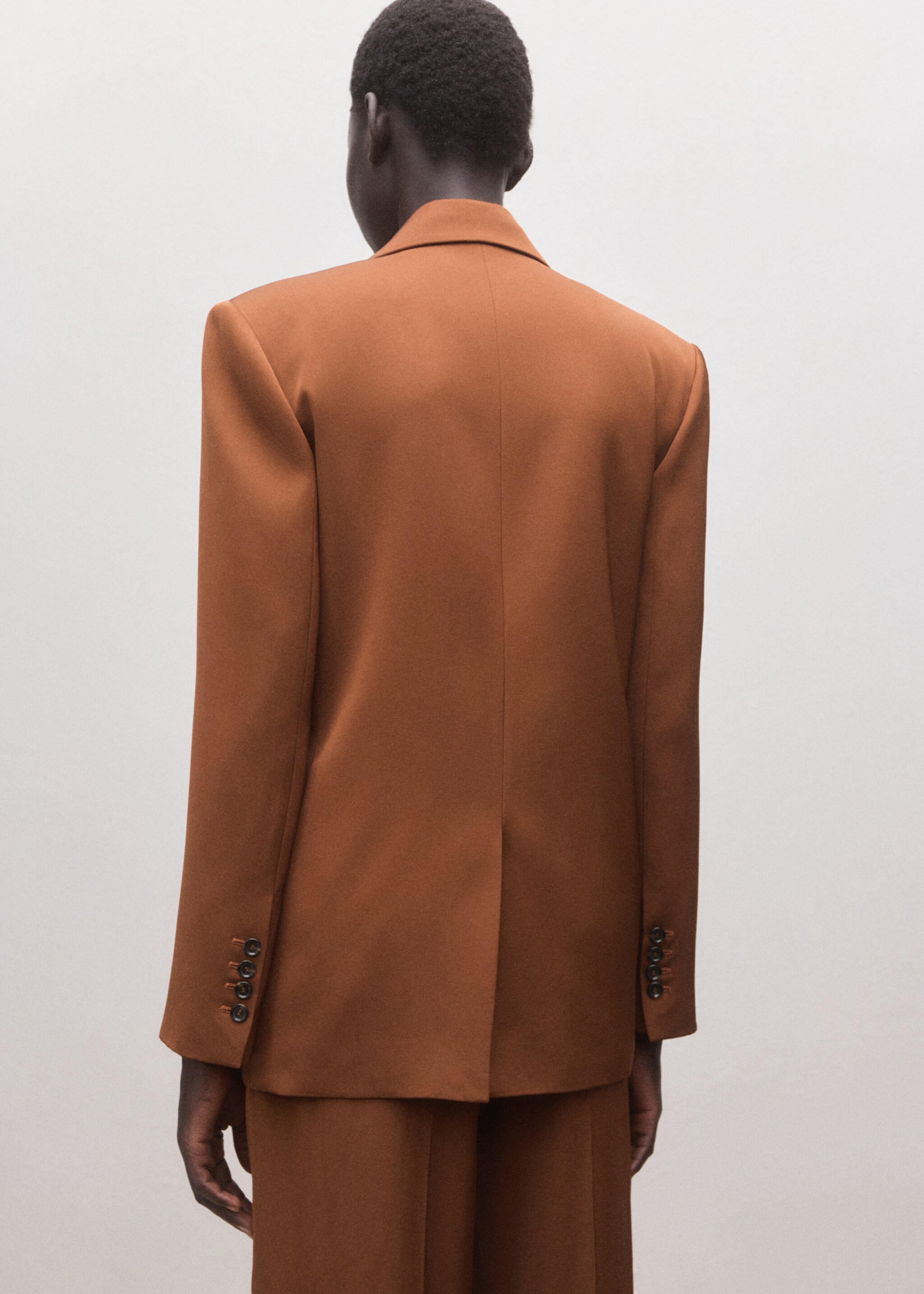 Double-breasted suit jacket - Reverse of the article, Cognac. Ref: 27074448-00.