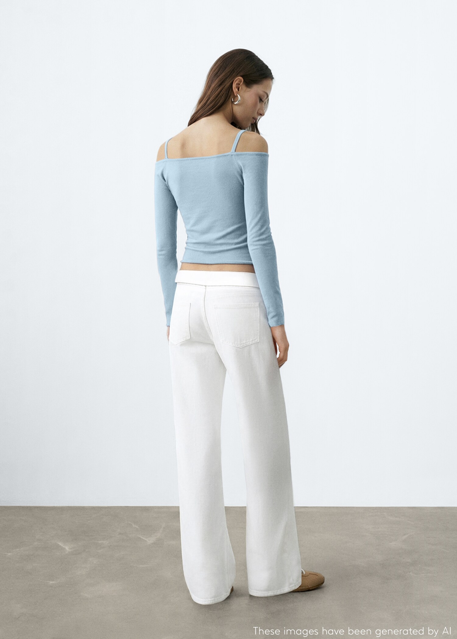 Svetr s výstřihem bez ramínek - Zadní strana zboží