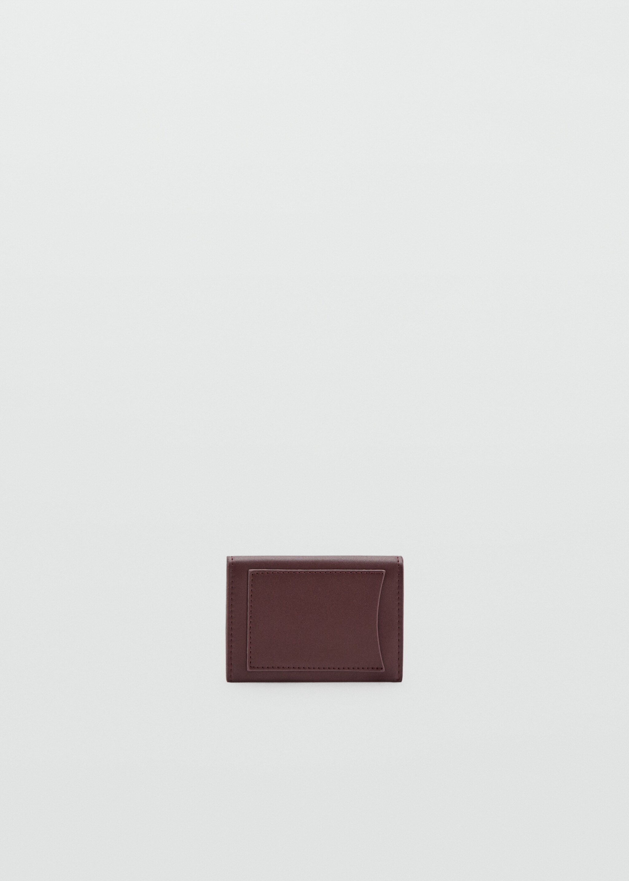 Jewel button flap card holder - Details of the article 2, Burgundy. Ref: 27074785-00.