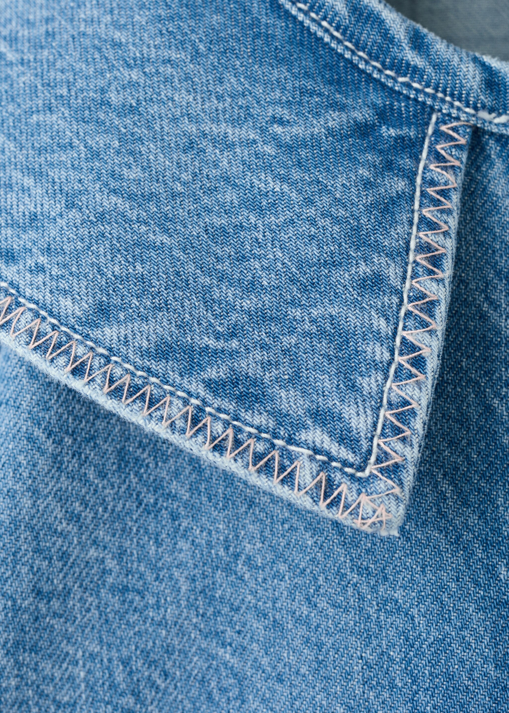 Chemisier en denim col babydoll - Détail de l'article 8, Bleu moyen. Ref: 27075157-00.