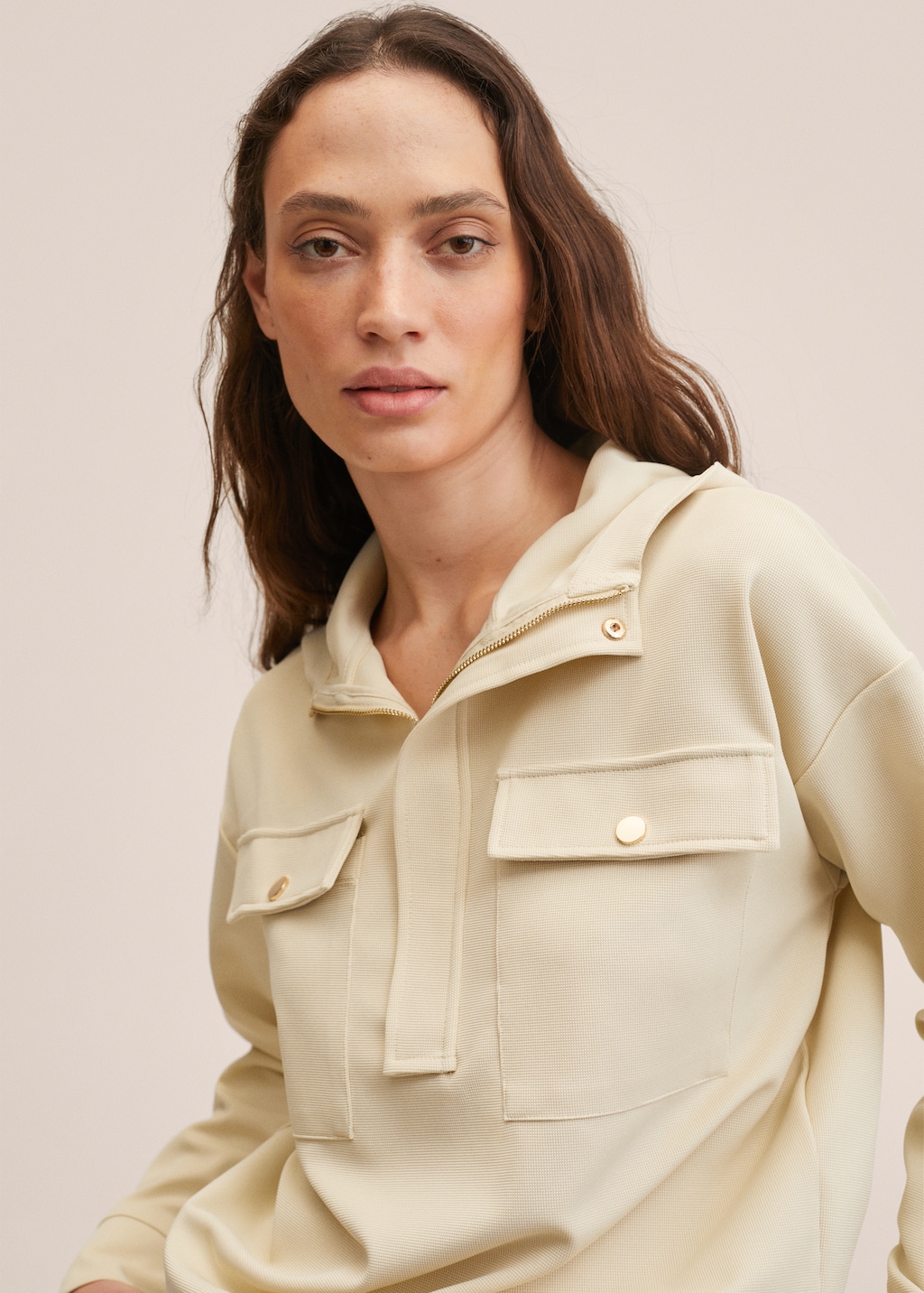 新しい季節 Textured sweatshirt China MANGO | Women - zip with キャラクターグッズ