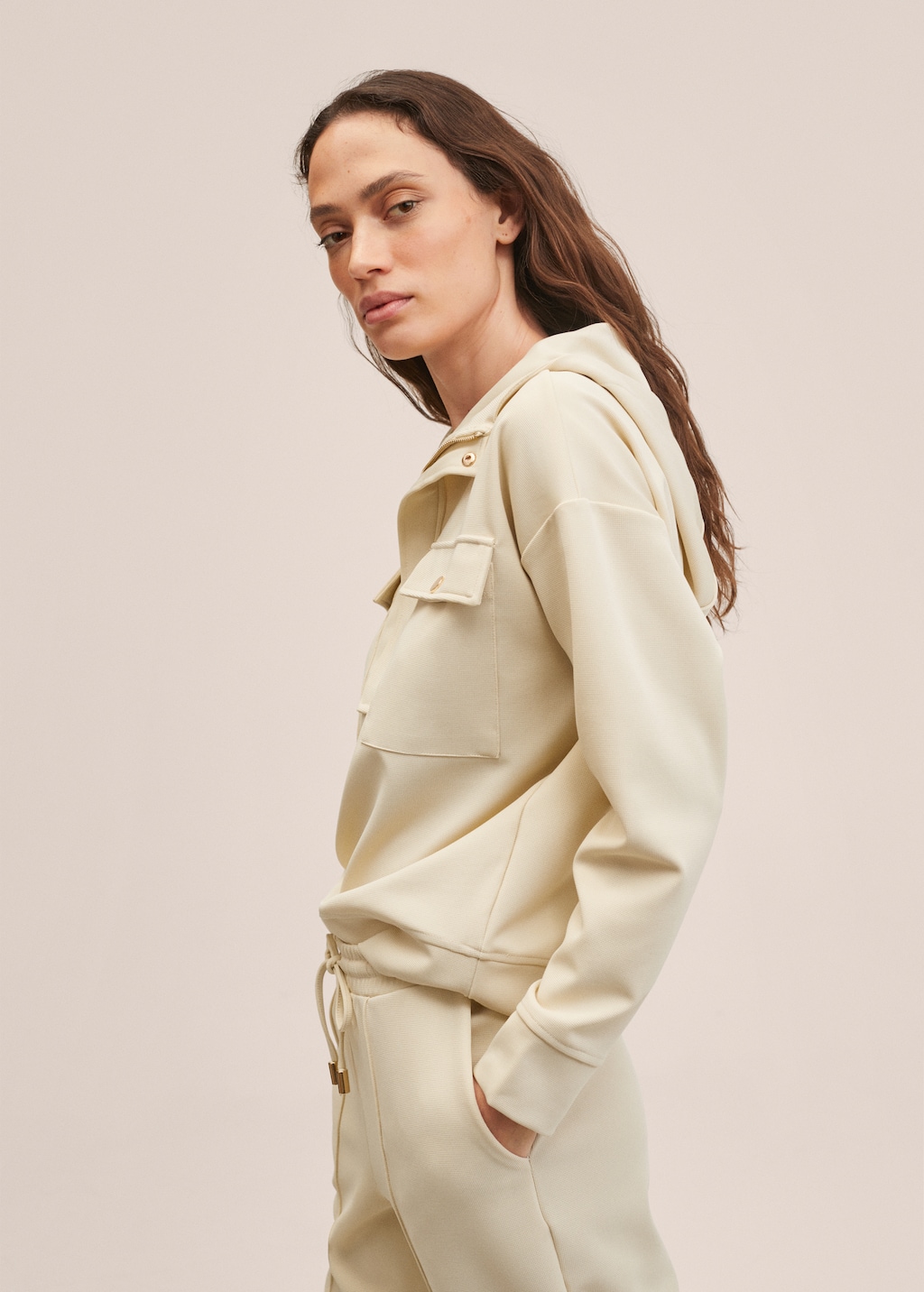 グランドセール Women - zip with sweatshirt Textured | China MANGO キャラクターグッズ