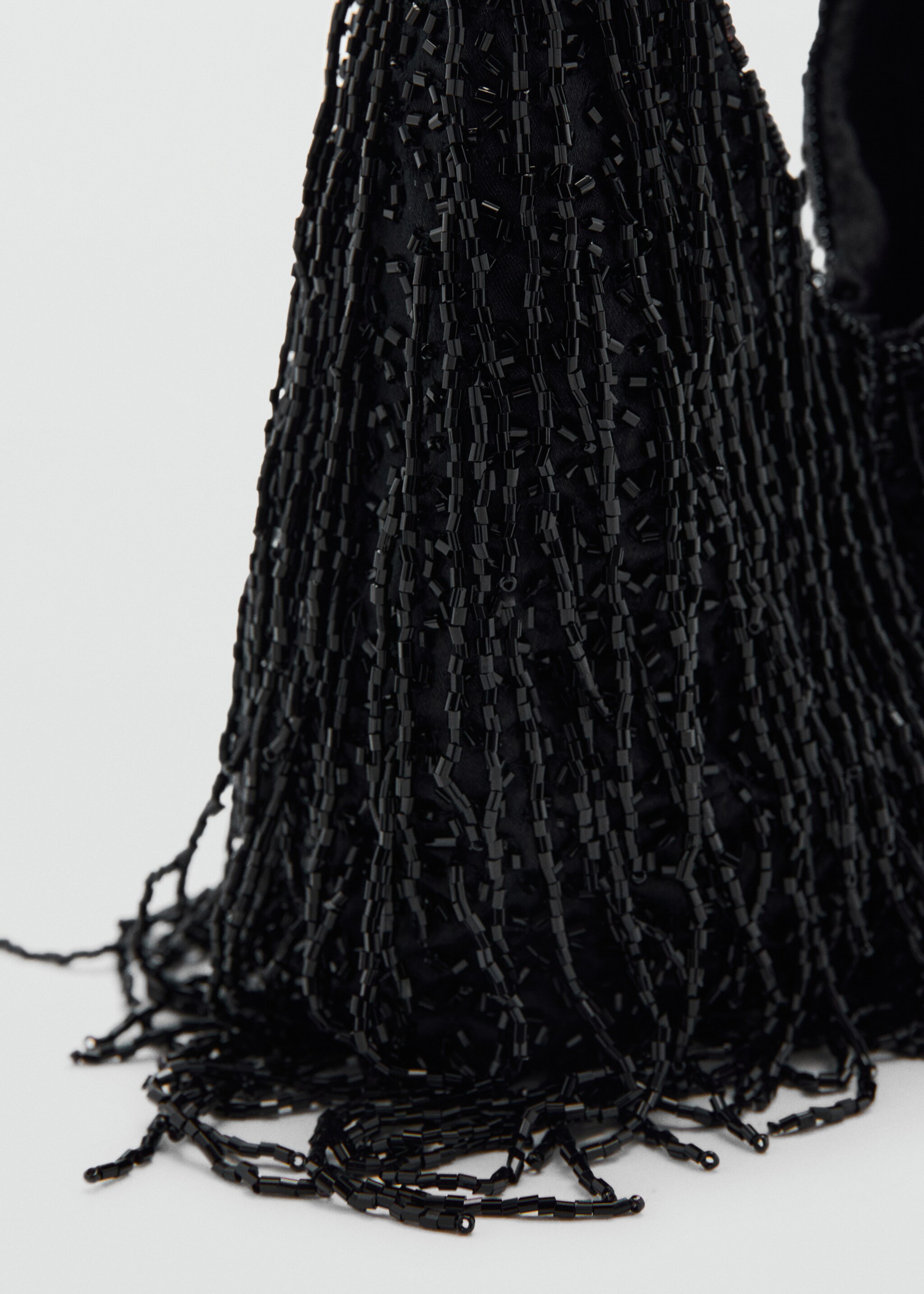 Fringed handbag - Details of the article 1, Black. Ref: 27075810-00.