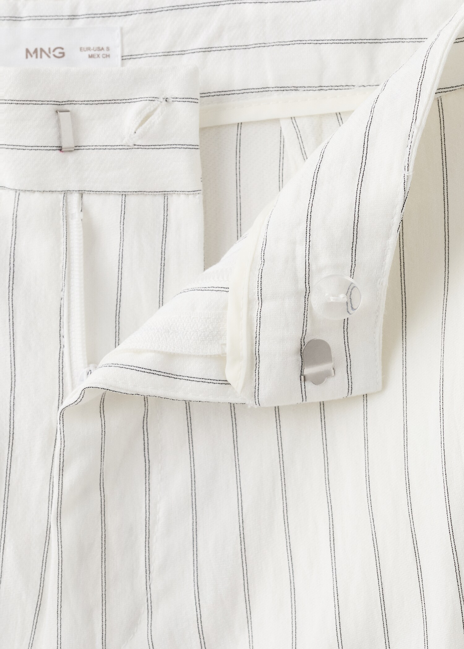 Straight striped trousers - Details of the article 8