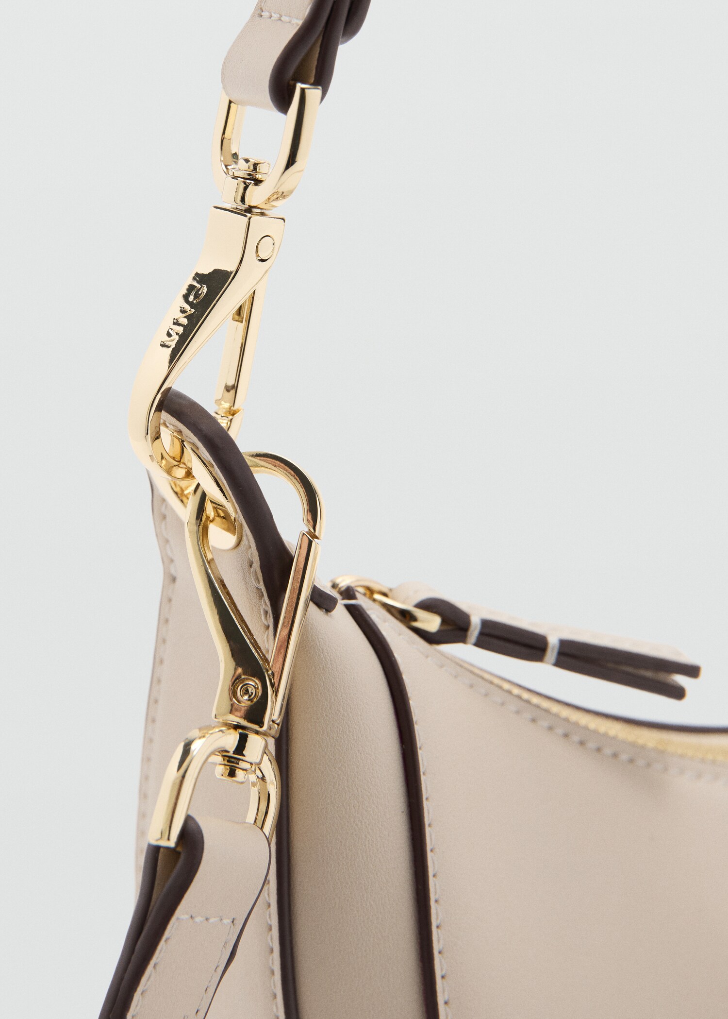 Oval shoulder bag - Details of the article 1