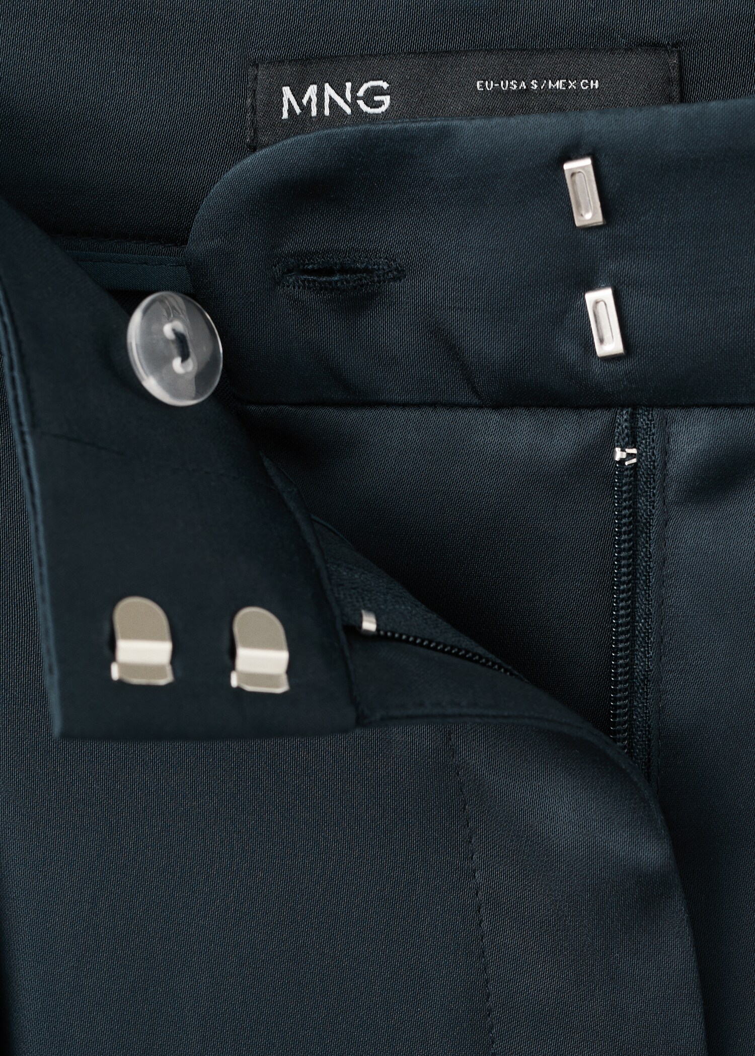 Satin straight-fit trousers - Details of the article 8