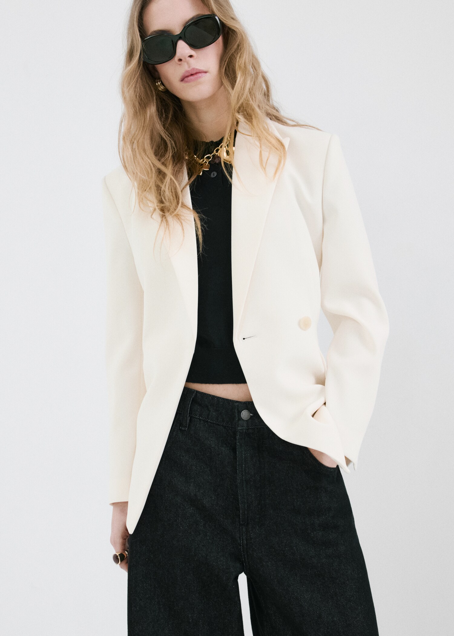 High-rise balloon jeans - Details of the article 1