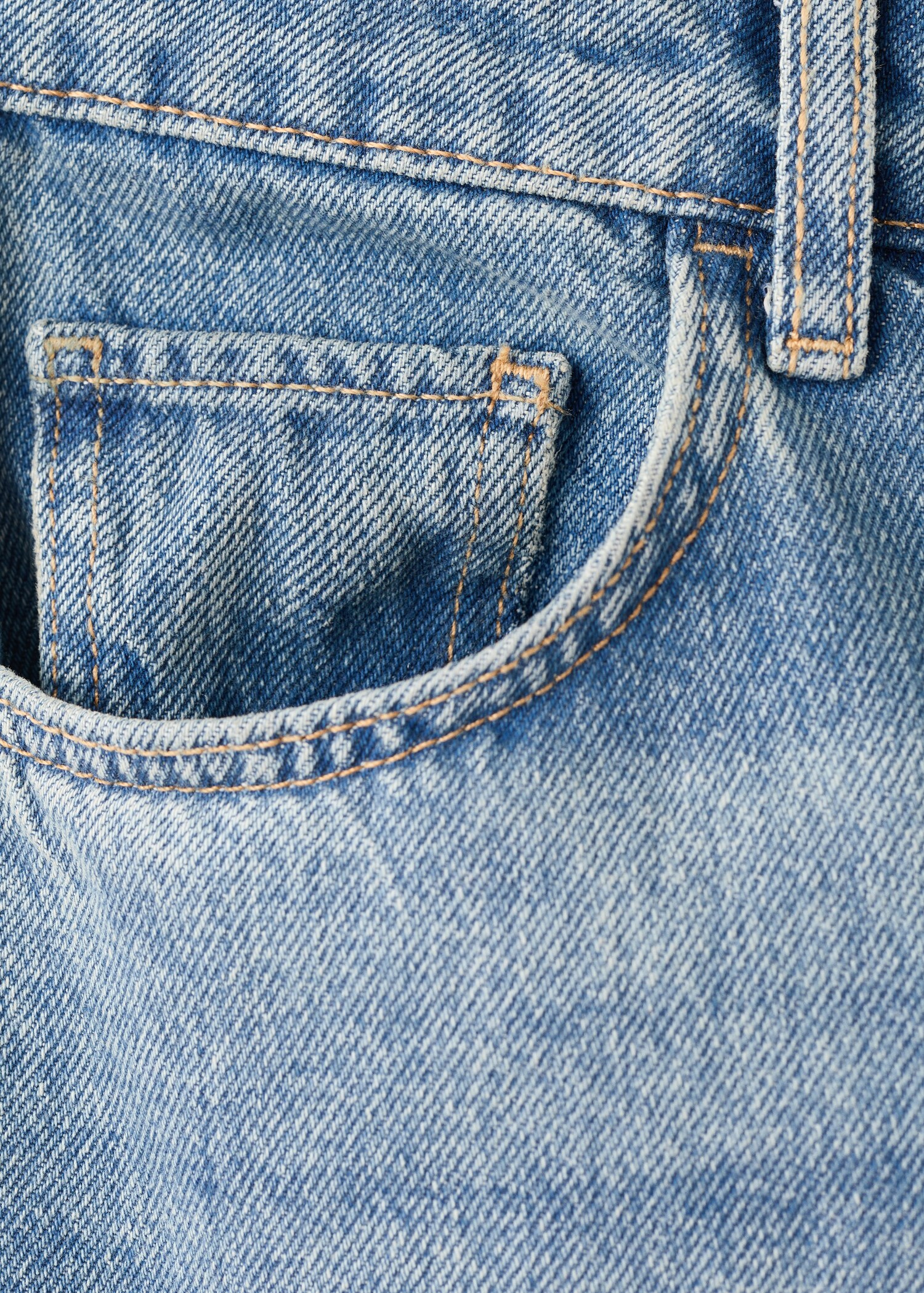Low-rise skinny jeans - Details of the article 8